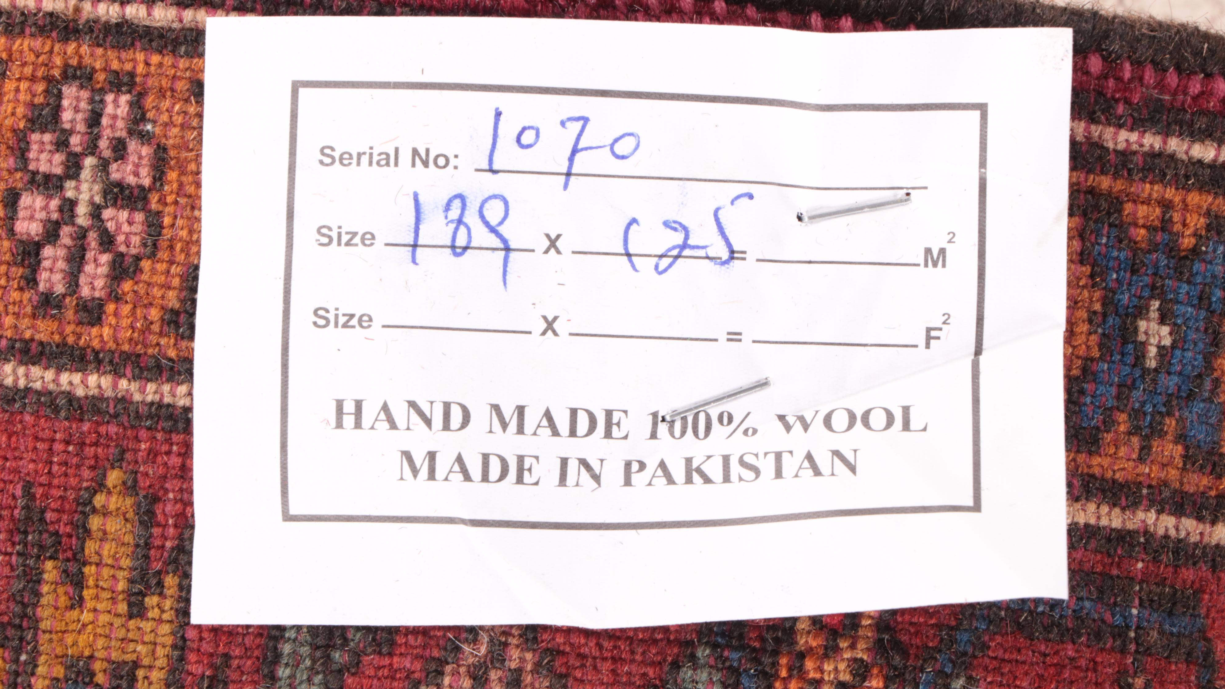 4'1 x 6'5 Hand-Knotted Pakistani Lahore Area Rug