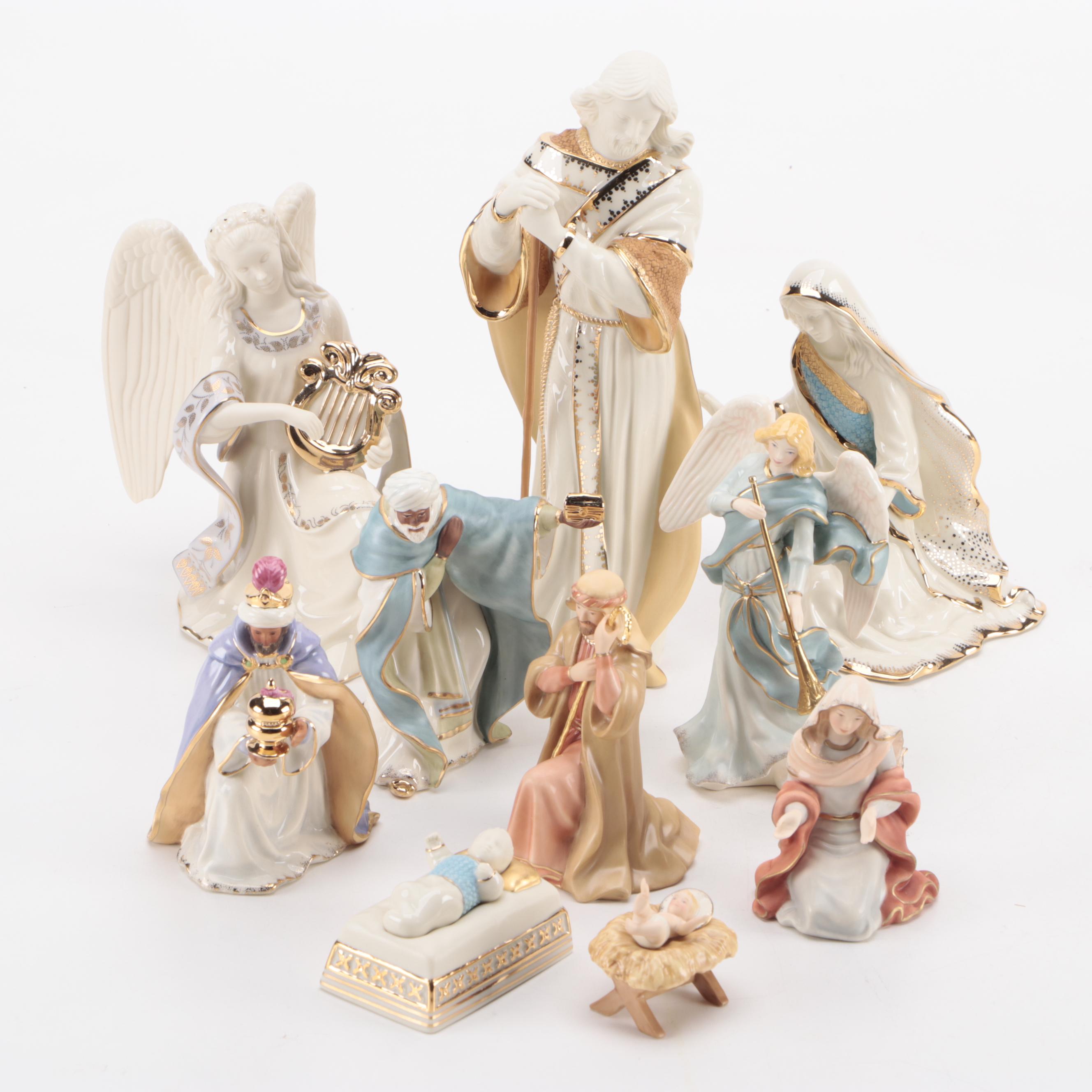 Bongenre "Clarissa's Sea and Sun" Melamine Dinnerware with Wood Trays