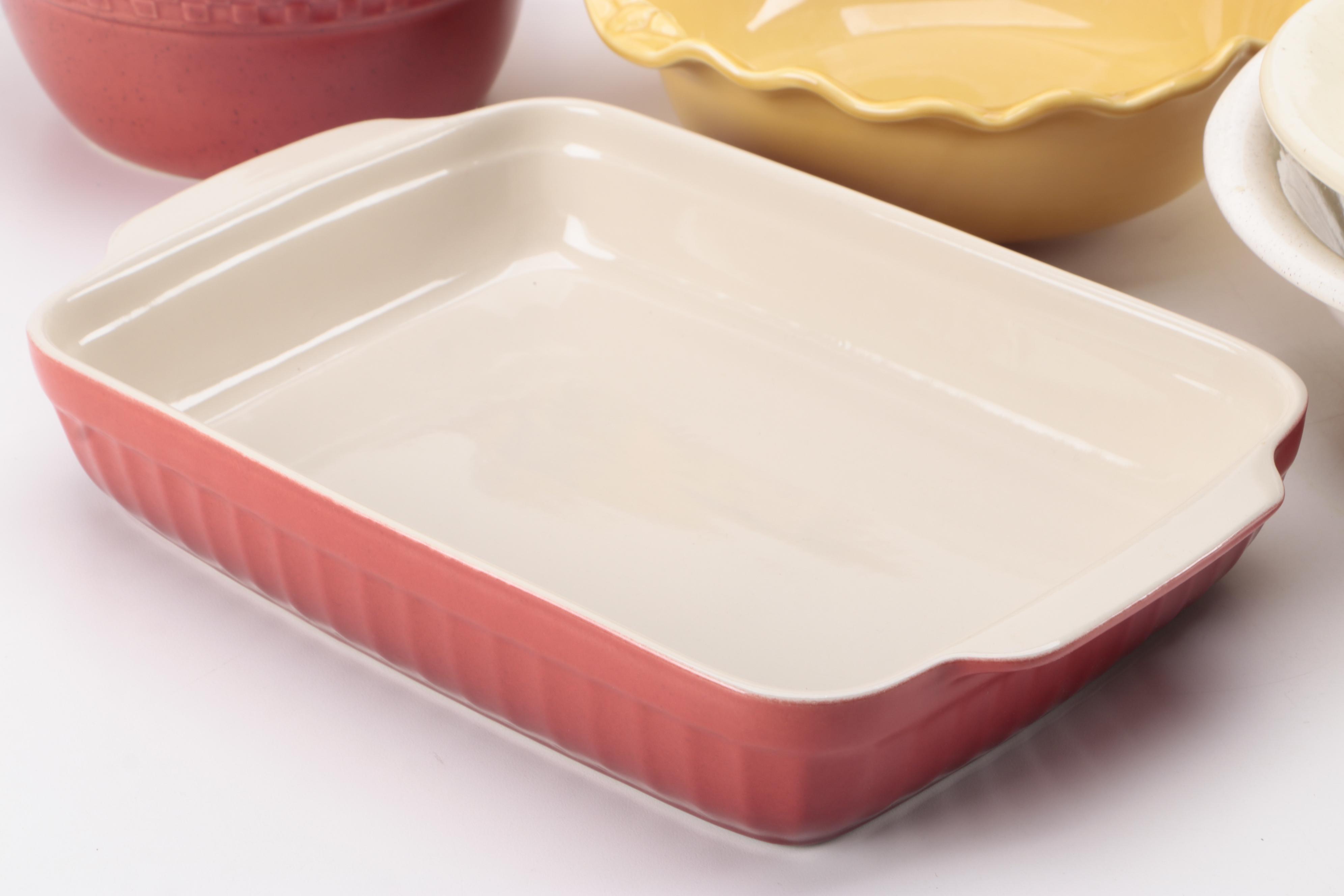 McCoy Pottery, The Neelys and Other Ceramic Bowls, Bakers and Tray