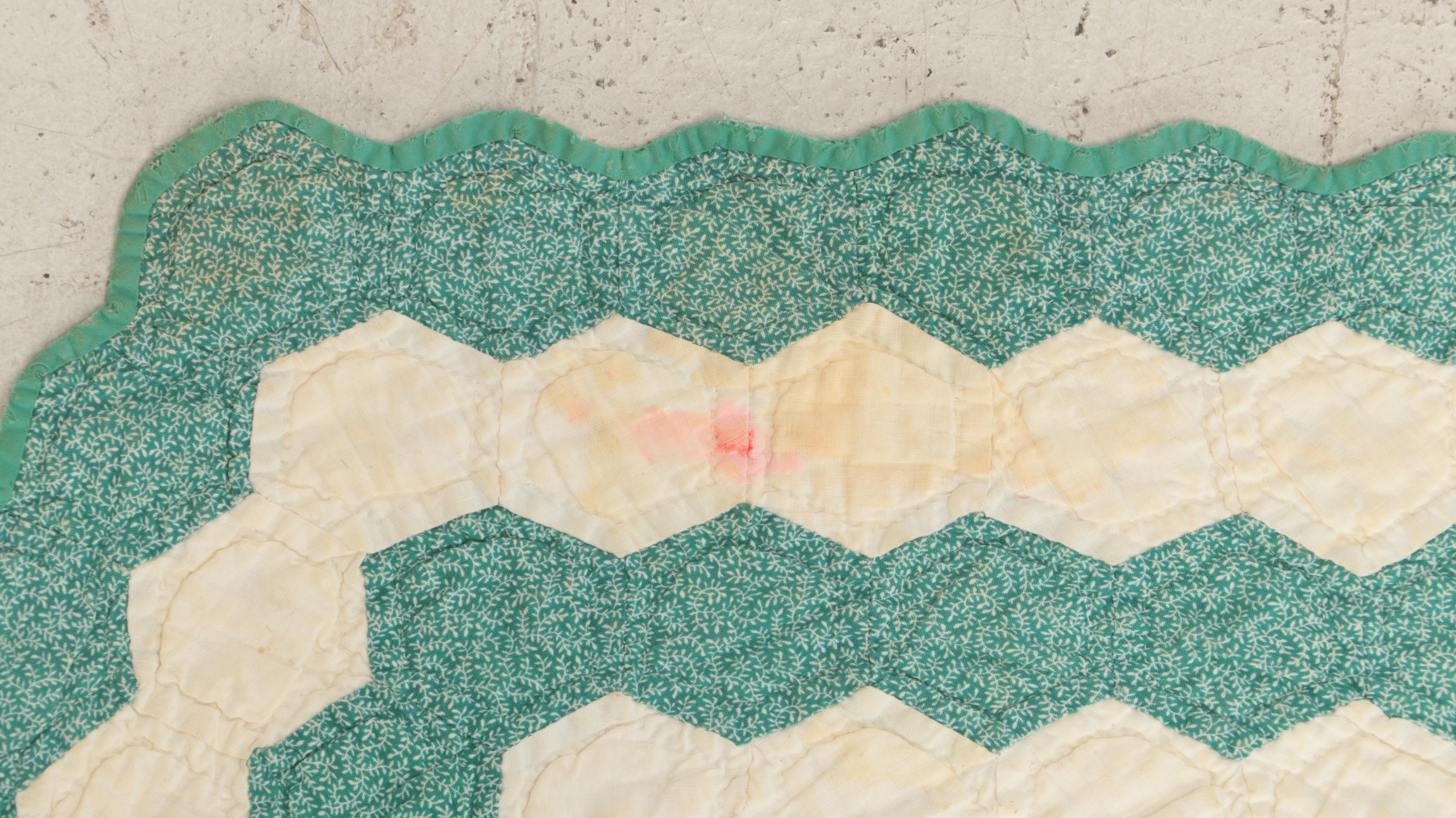 Handmade "Grandmother's Flower Garden" Pieced Cotton Quilt, Mid-20th C.