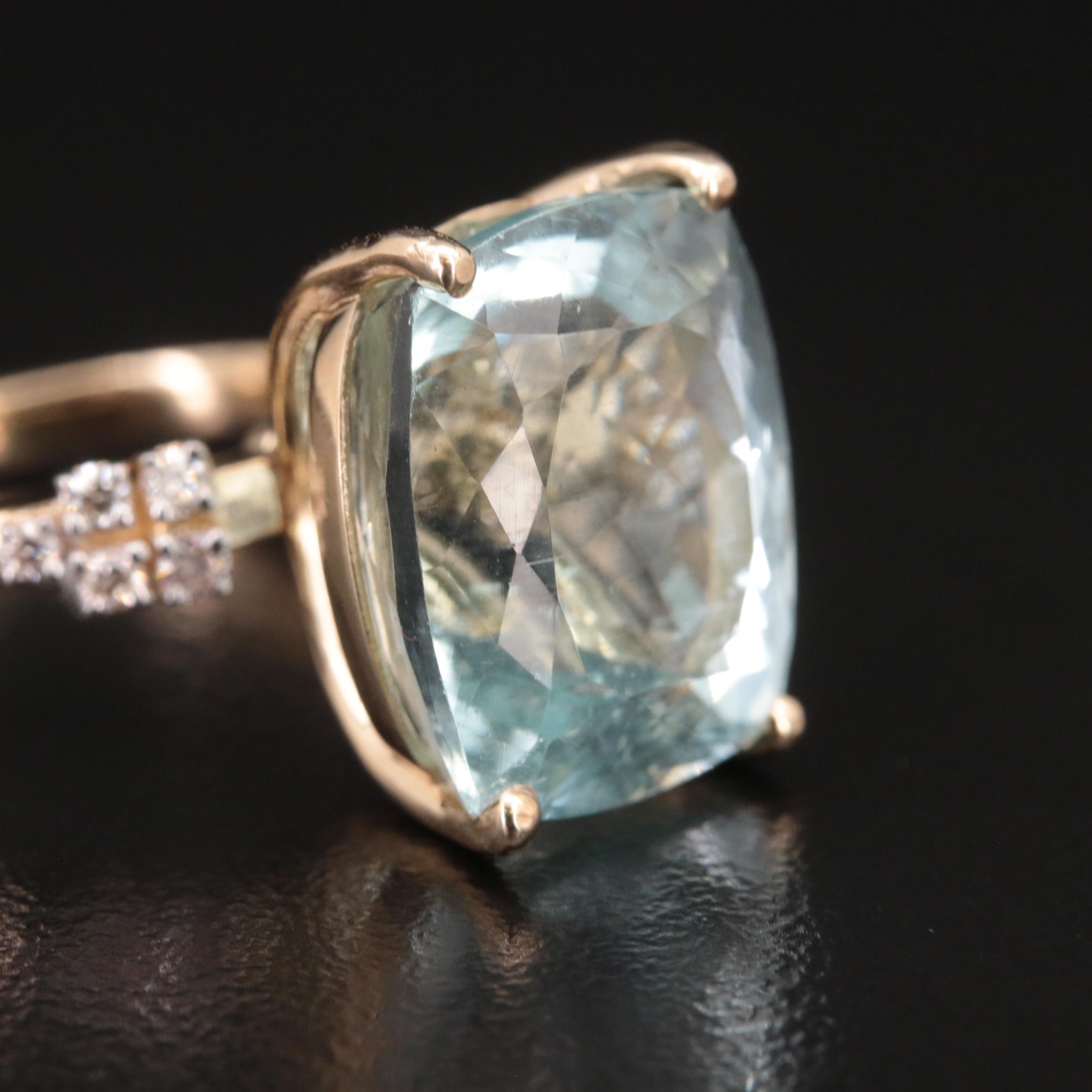 14K 10.62 CT Aquamarine and Diamond Ring