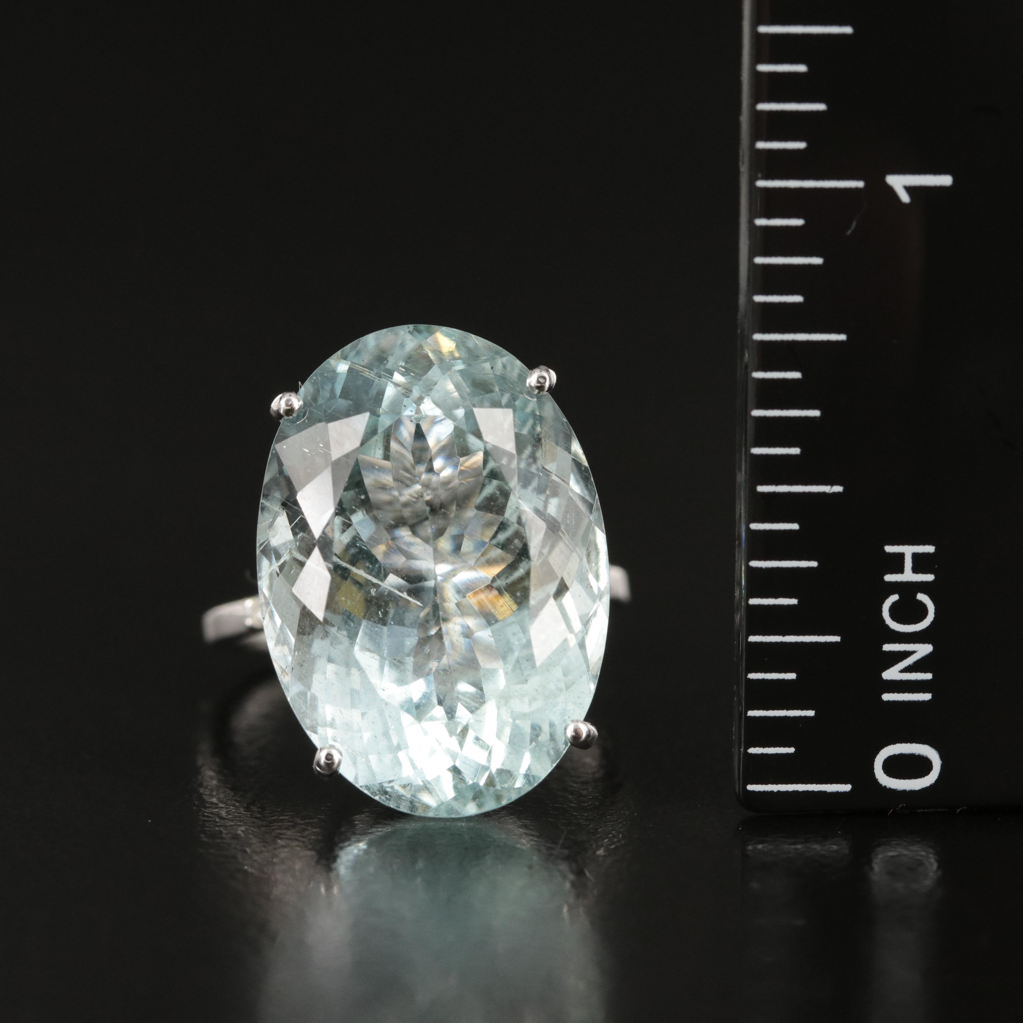 14K 17.75 CT Aquamarine and Diamond Ring