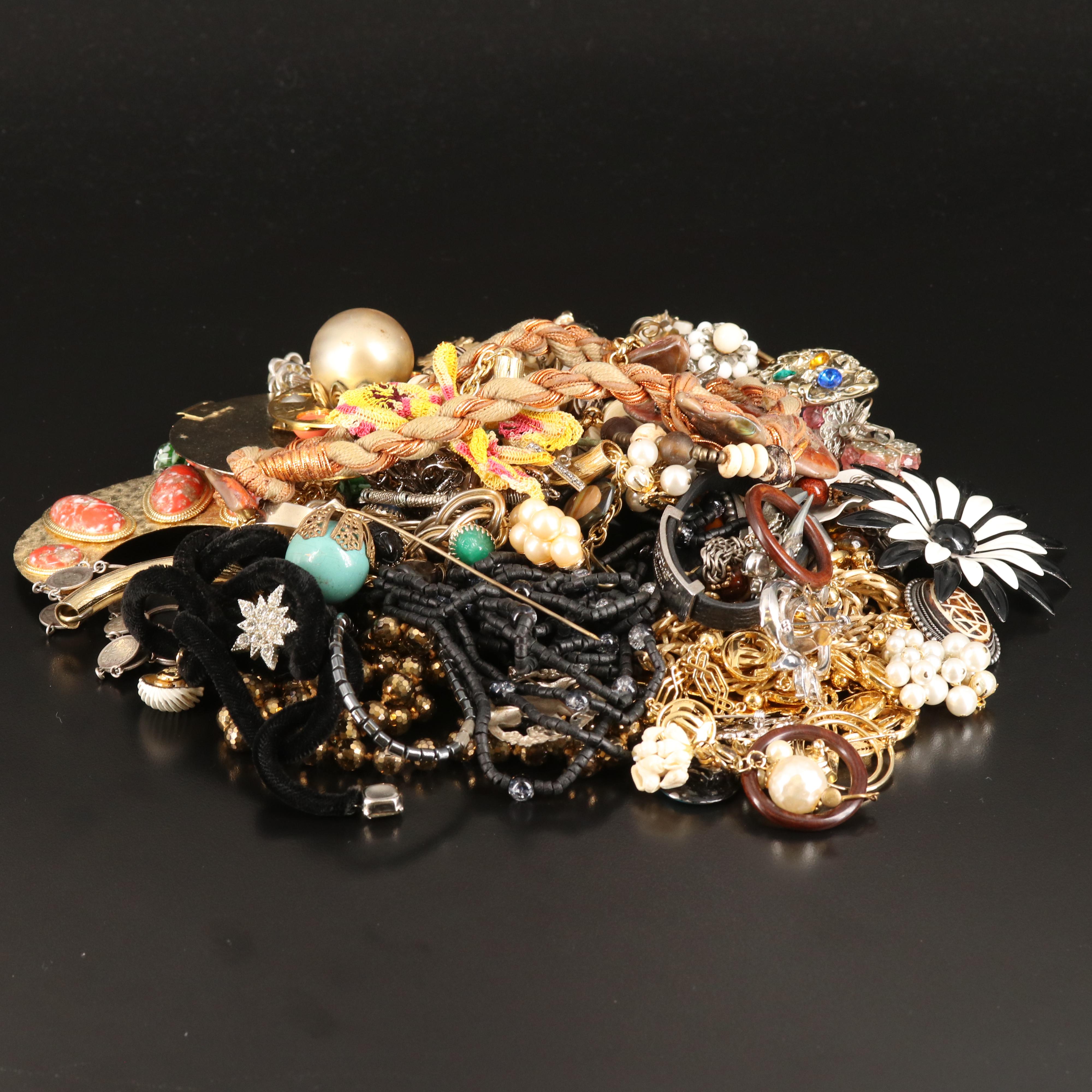 Uncommon Discoveries: Jewelry Collection