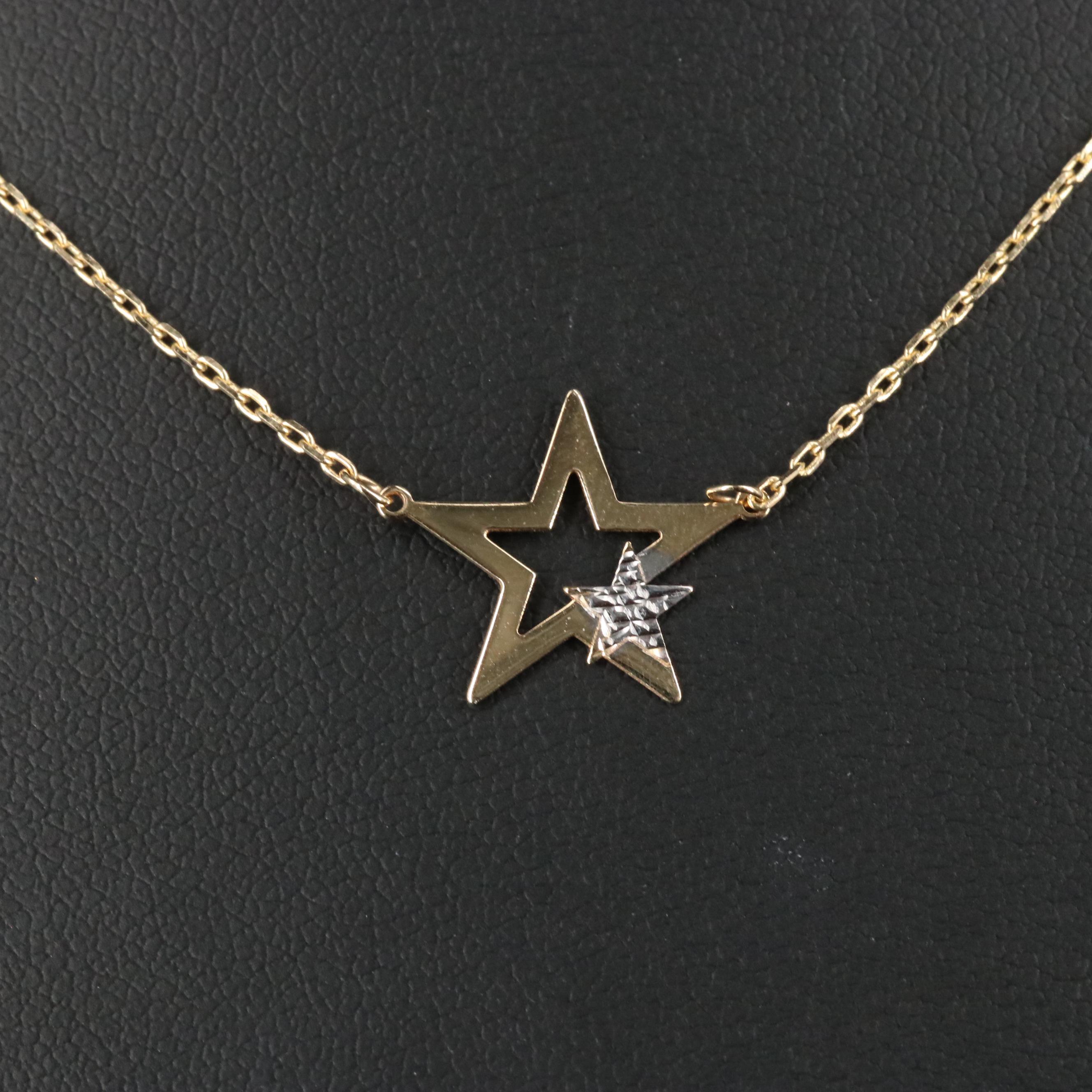 14K Pendant Star Necklace