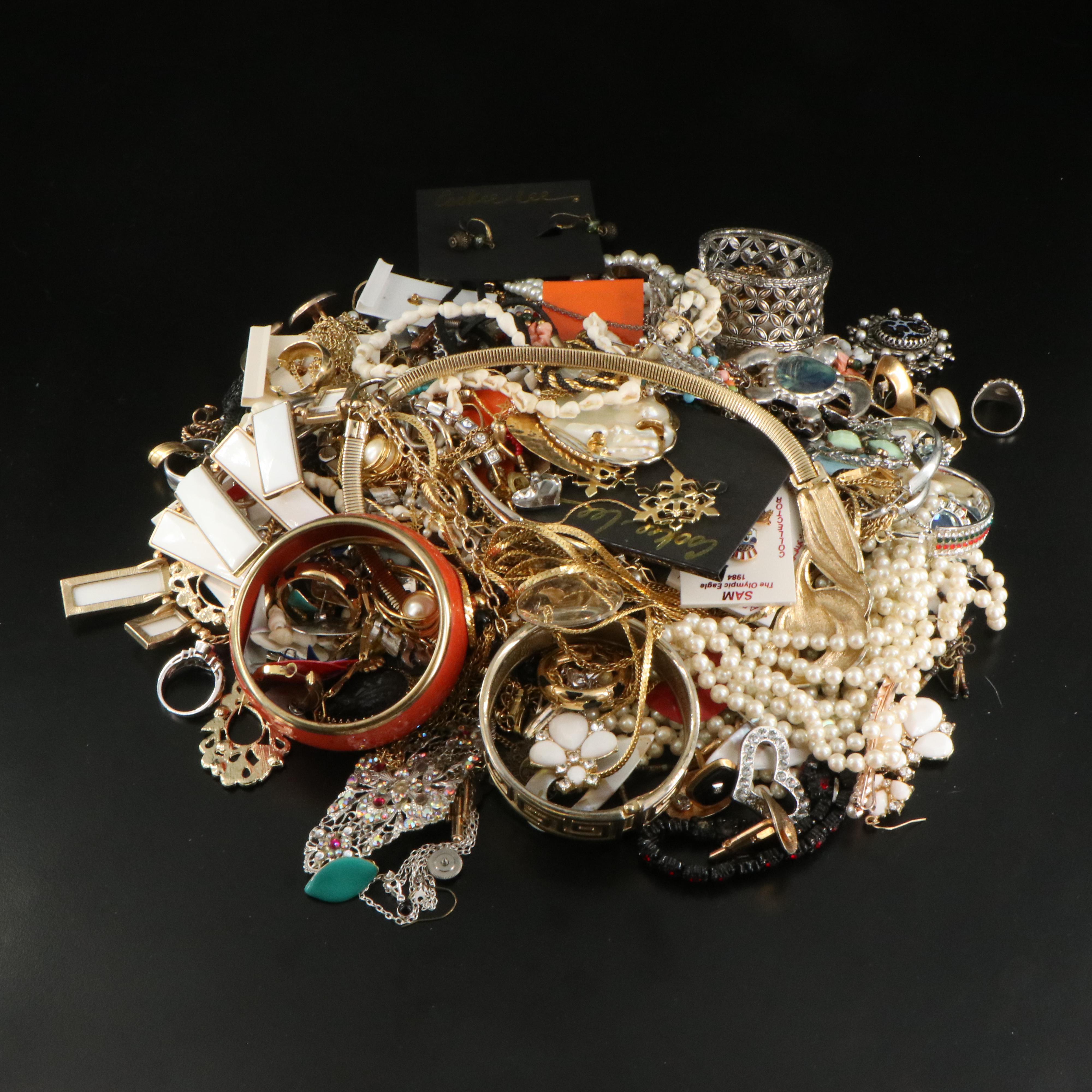 Uncommon Discoveries: Jewelry Collection