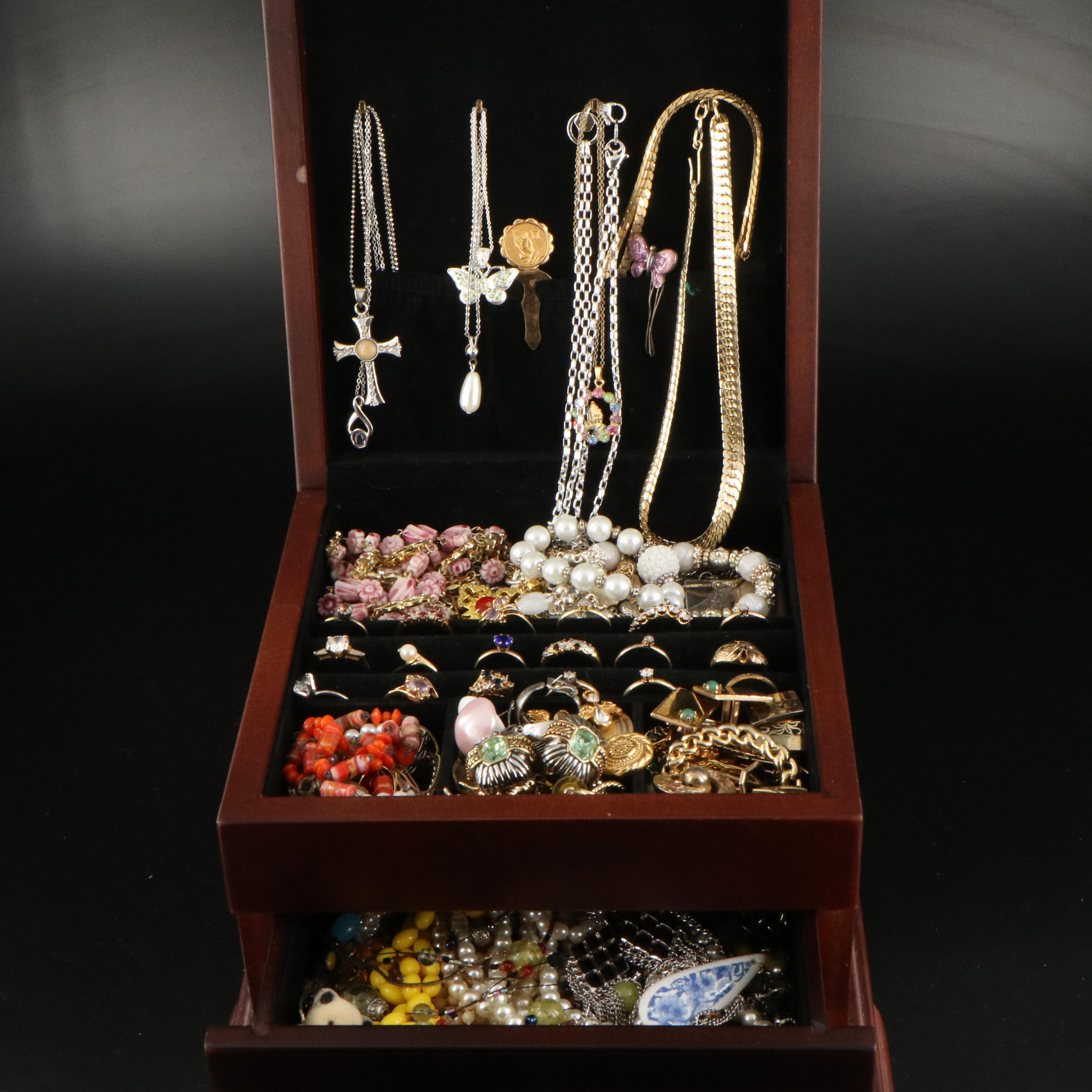 Uncommon Discoveries: Jewelry Collection