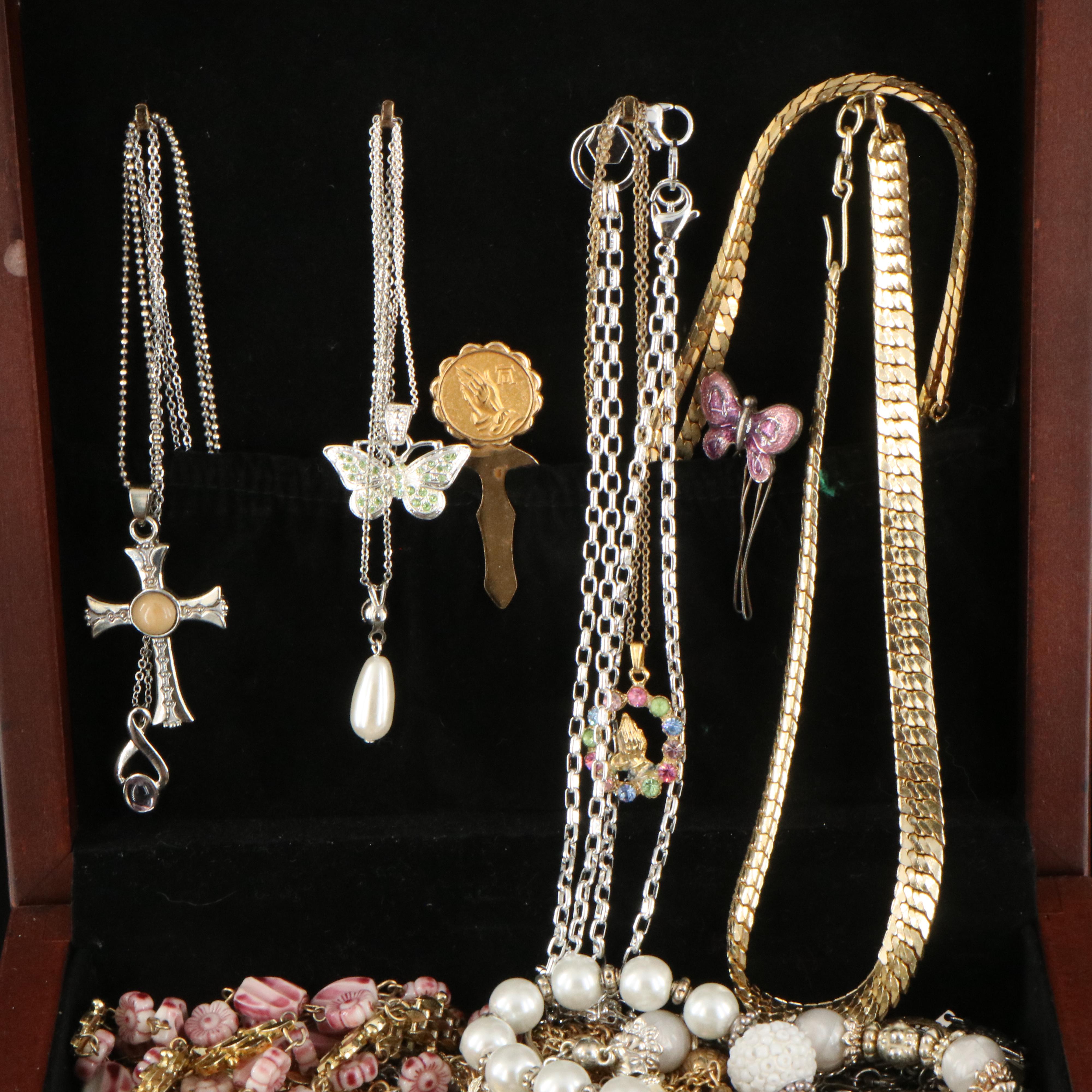 Uncommon Discoveries: Jewelry Collection