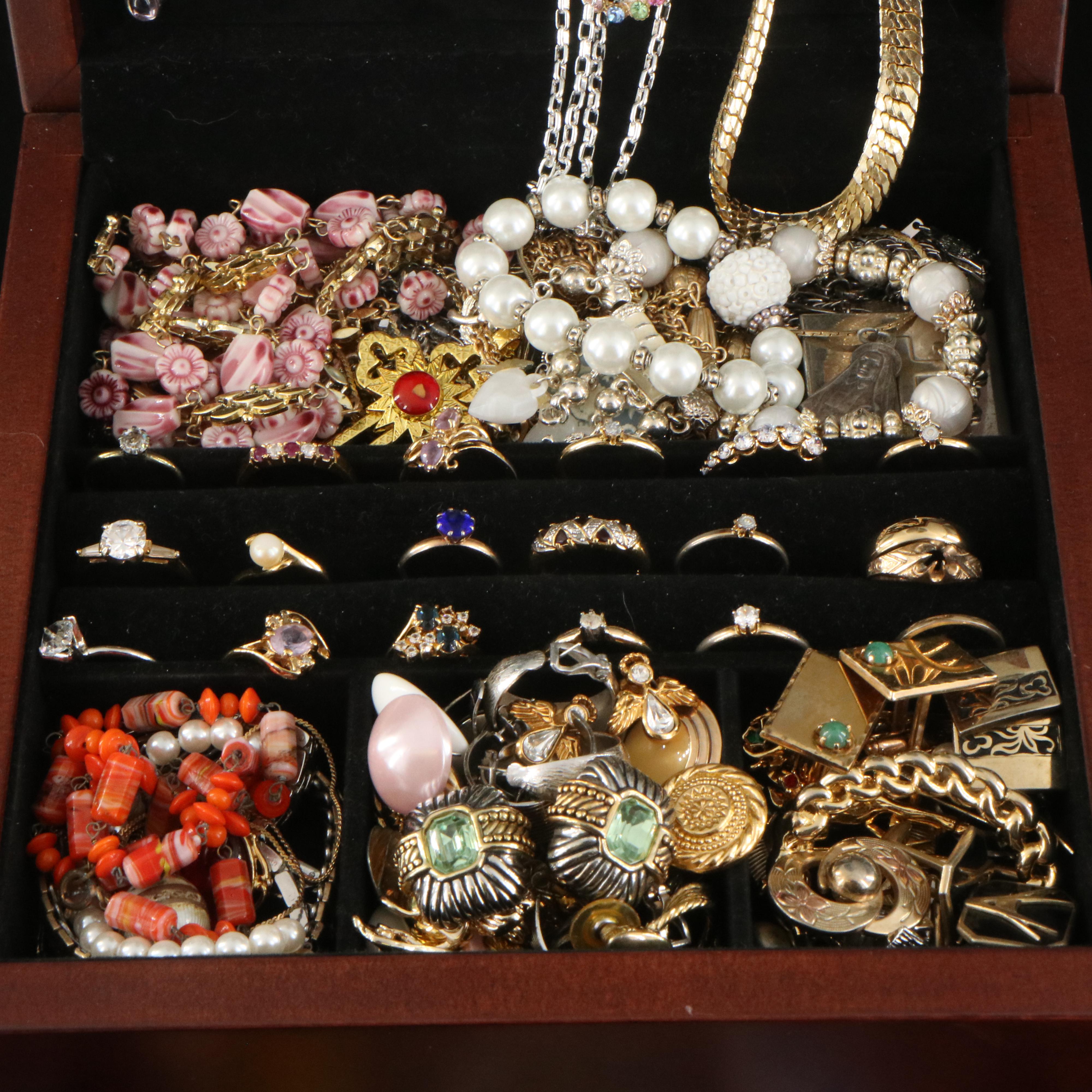 Uncommon Discoveries: Jewelry Collection