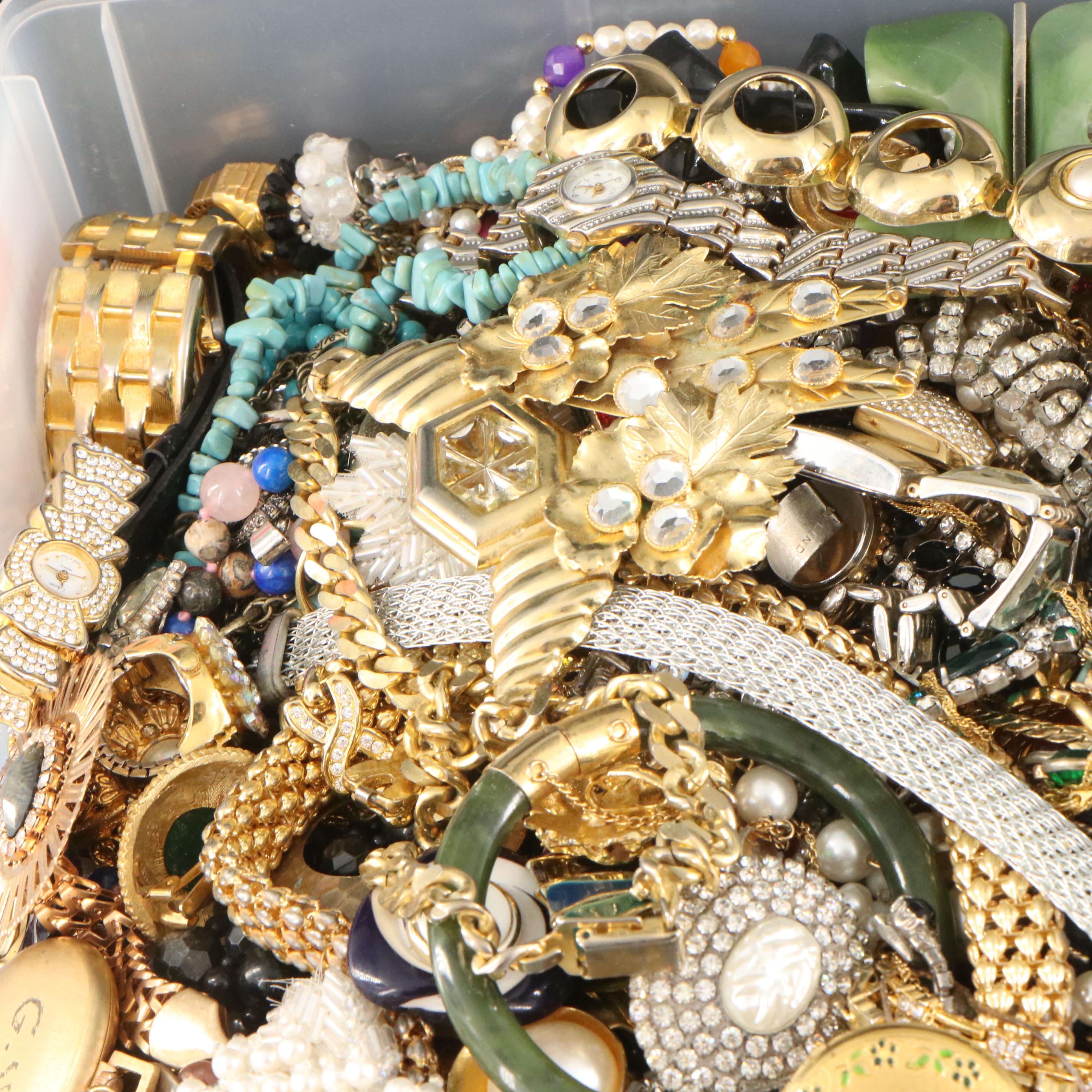 Uncommon Discoveries: Jewelry Collection