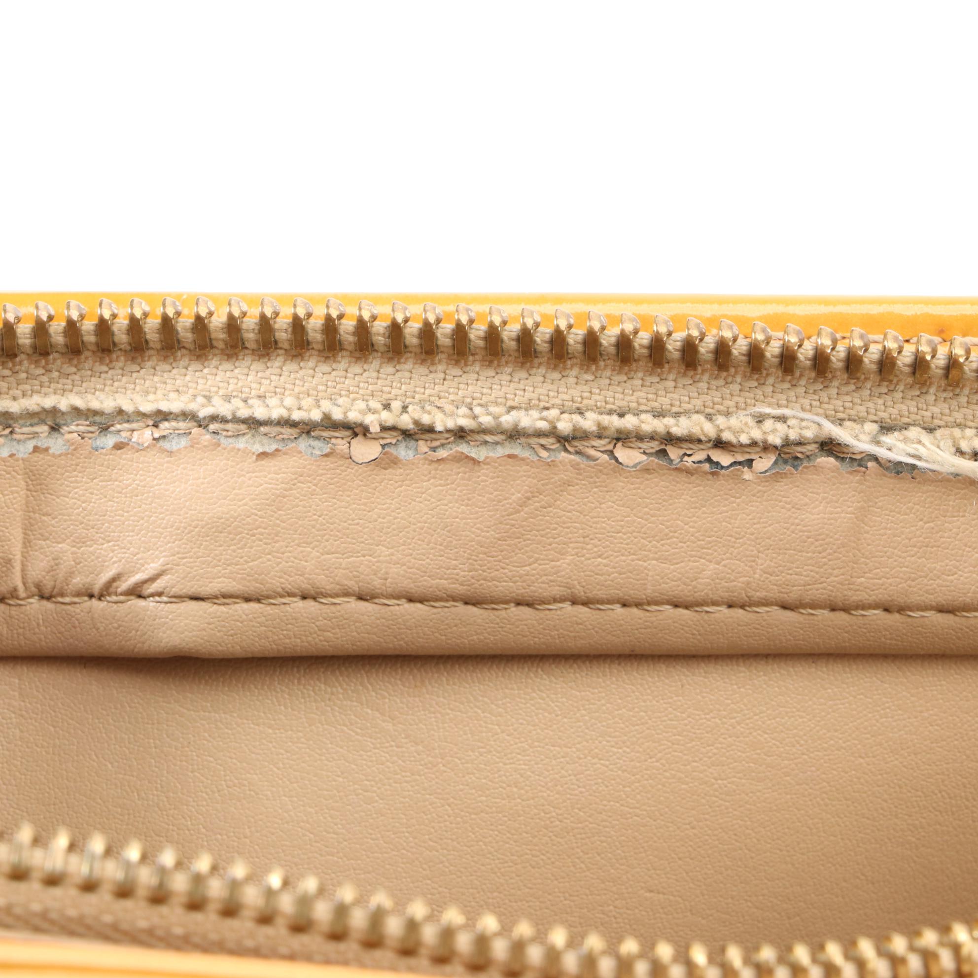 Louis Vuitton Houston Bag in Monogram Vernis with Vachetta Leather