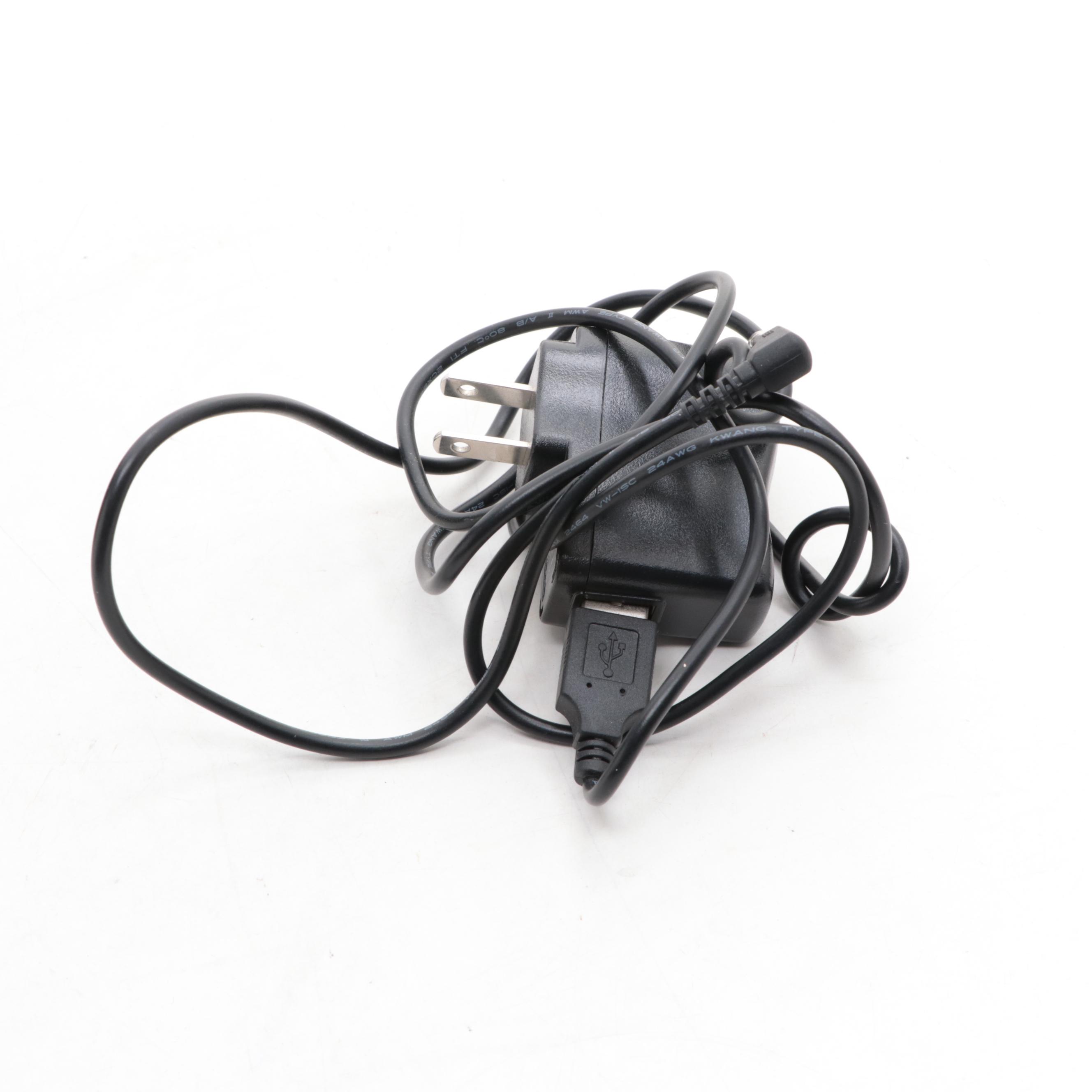 Bey-Berk Leather Single Watch Winder with Black Faux Leather Watch Case