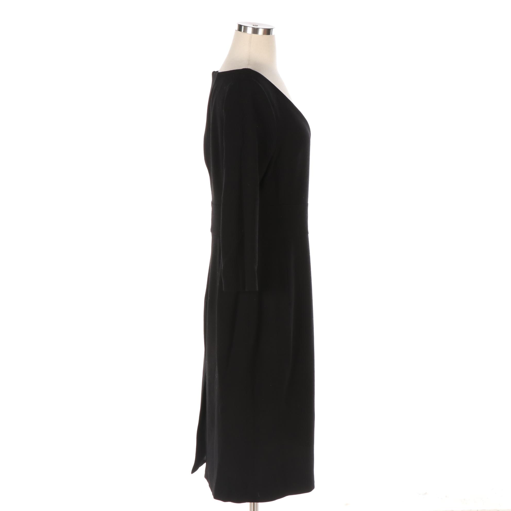 Agnona Fitted Dress with V-Cut Neckline in Wool Crepe