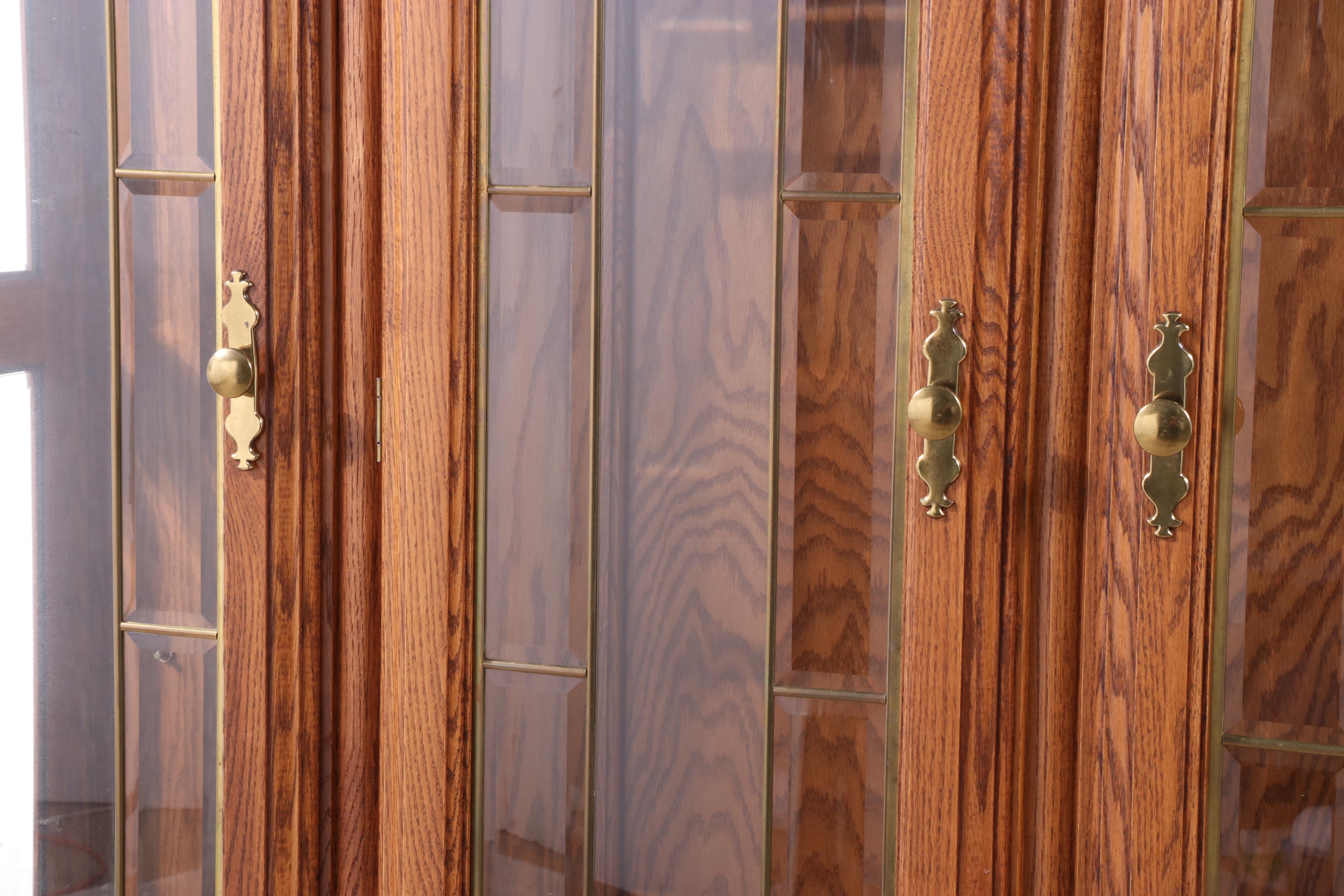 American Colonial Style Oak China Cabinet/Buffet
