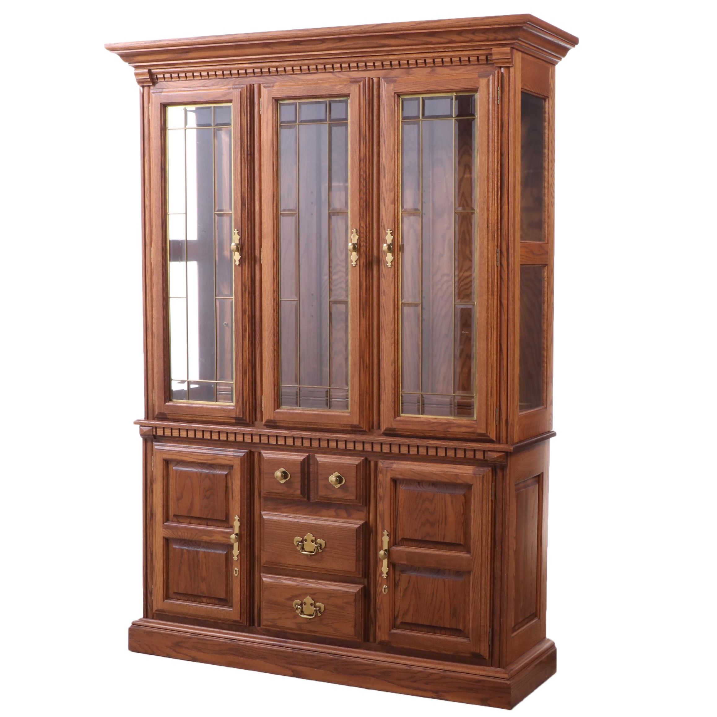 American Colonial Style Oak China Cabinet/Buffet