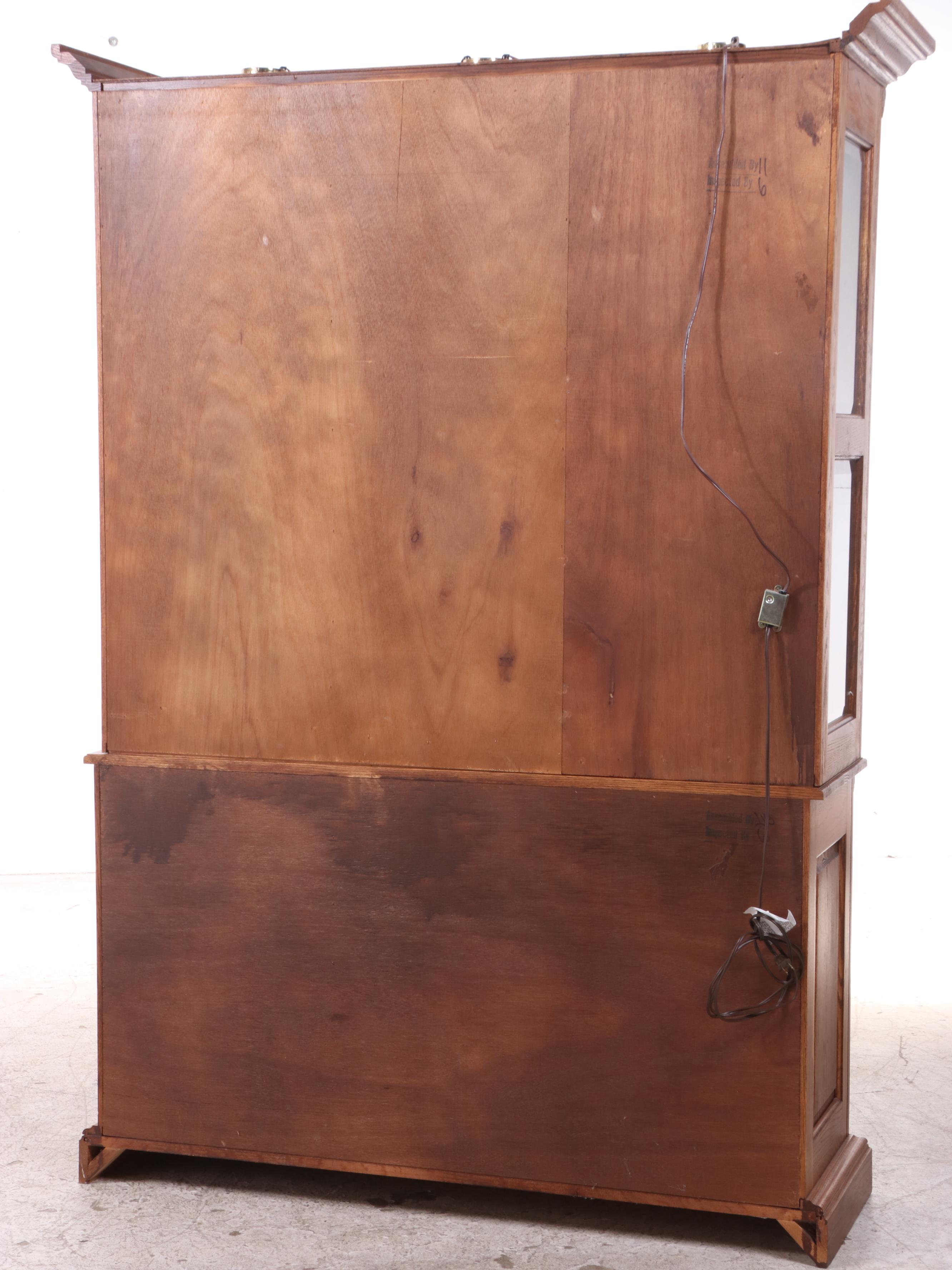 American Colonial Style Oak China Cabinet/Buffet