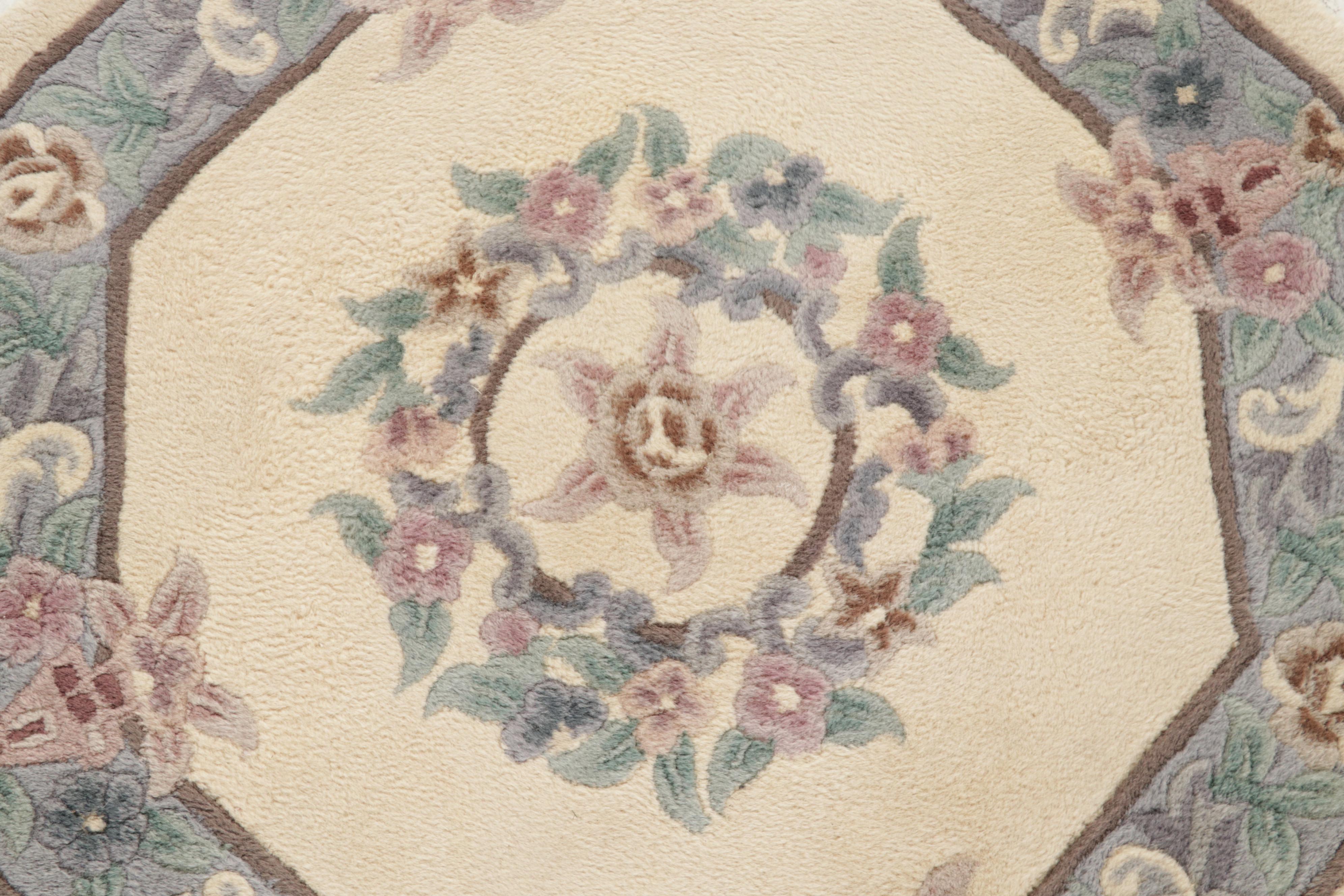 3'3 Octagonal Hand-Tufted Mandarin Classics Chinese Peking Accent Rug