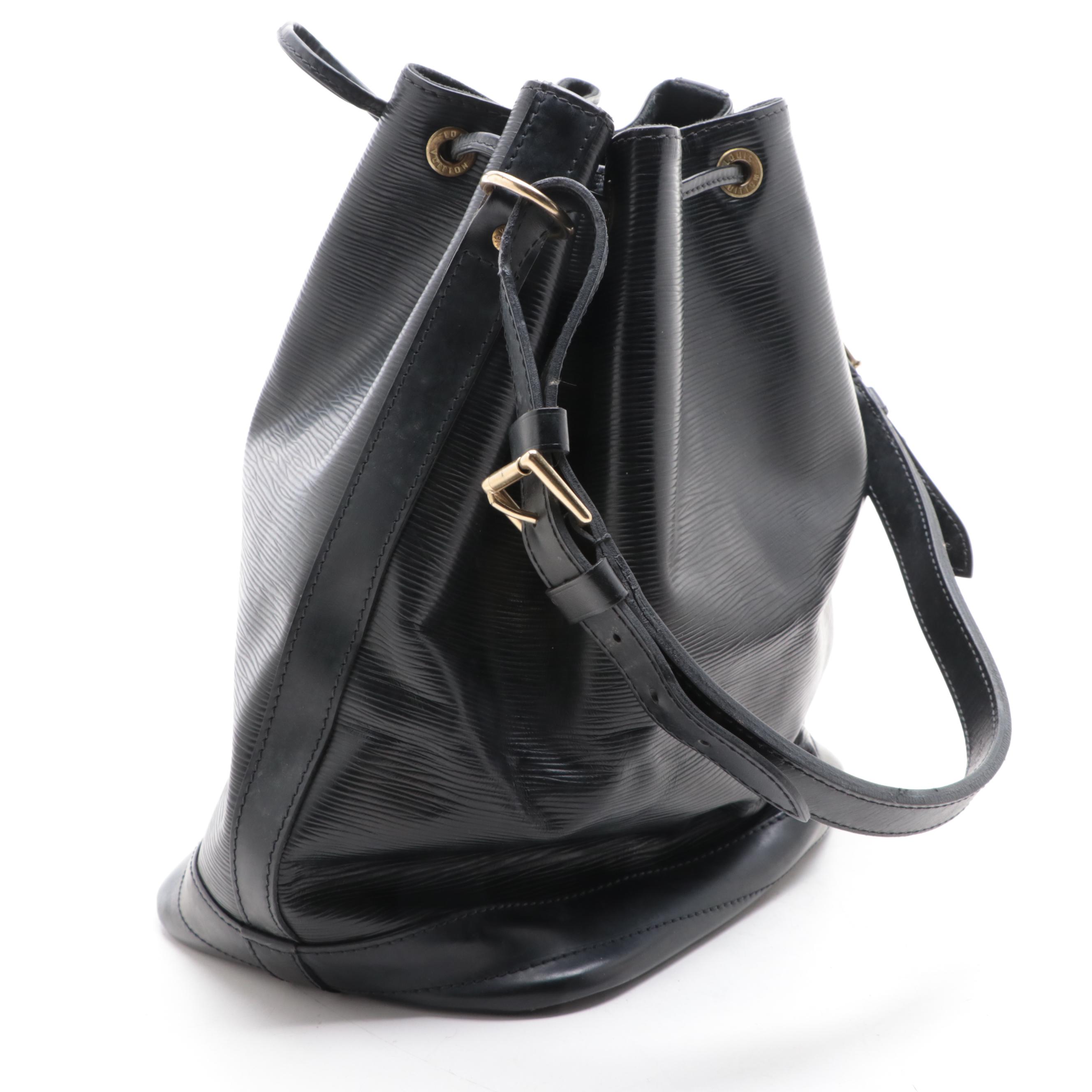 Louis Vuitton Noé Bucket Bag in Black Epi Leather