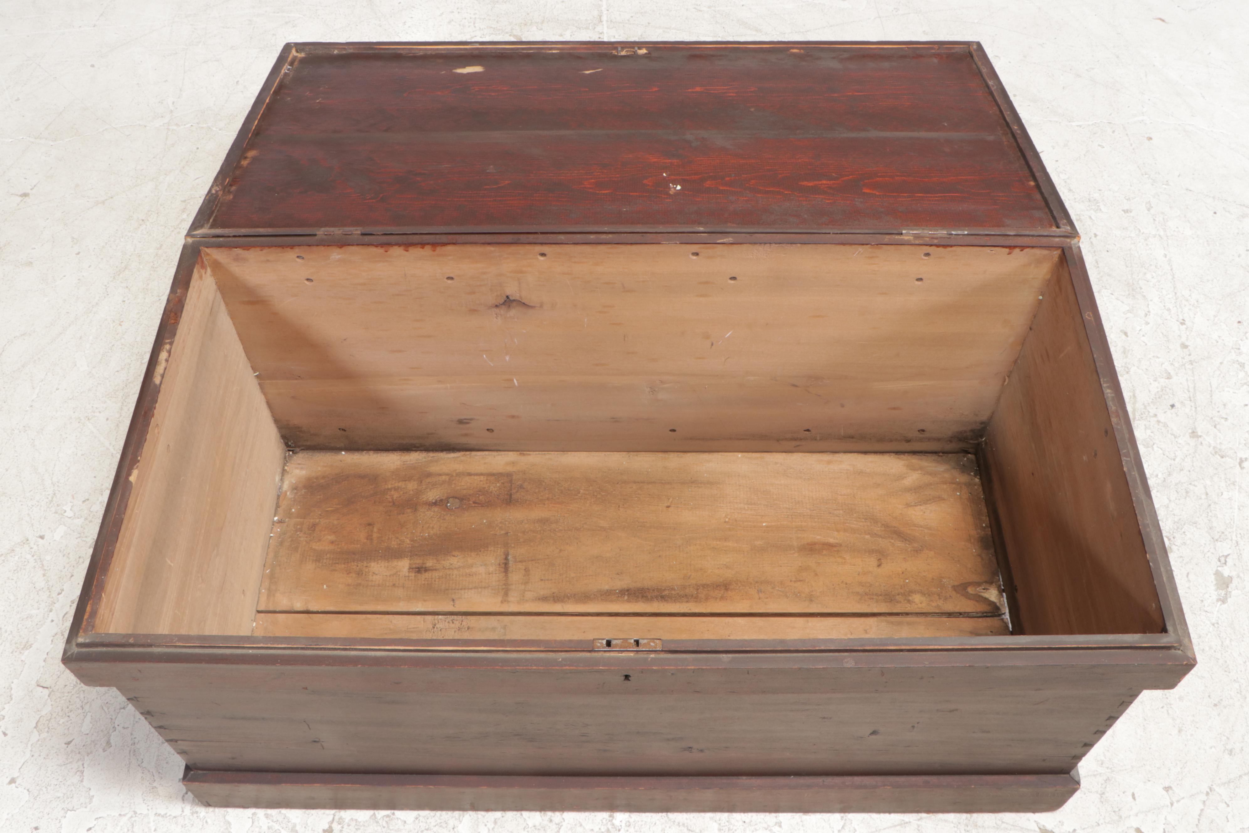 American Primitive Pine and Poplar Lift-Lid Chest, Late 19th/Early 20th Century