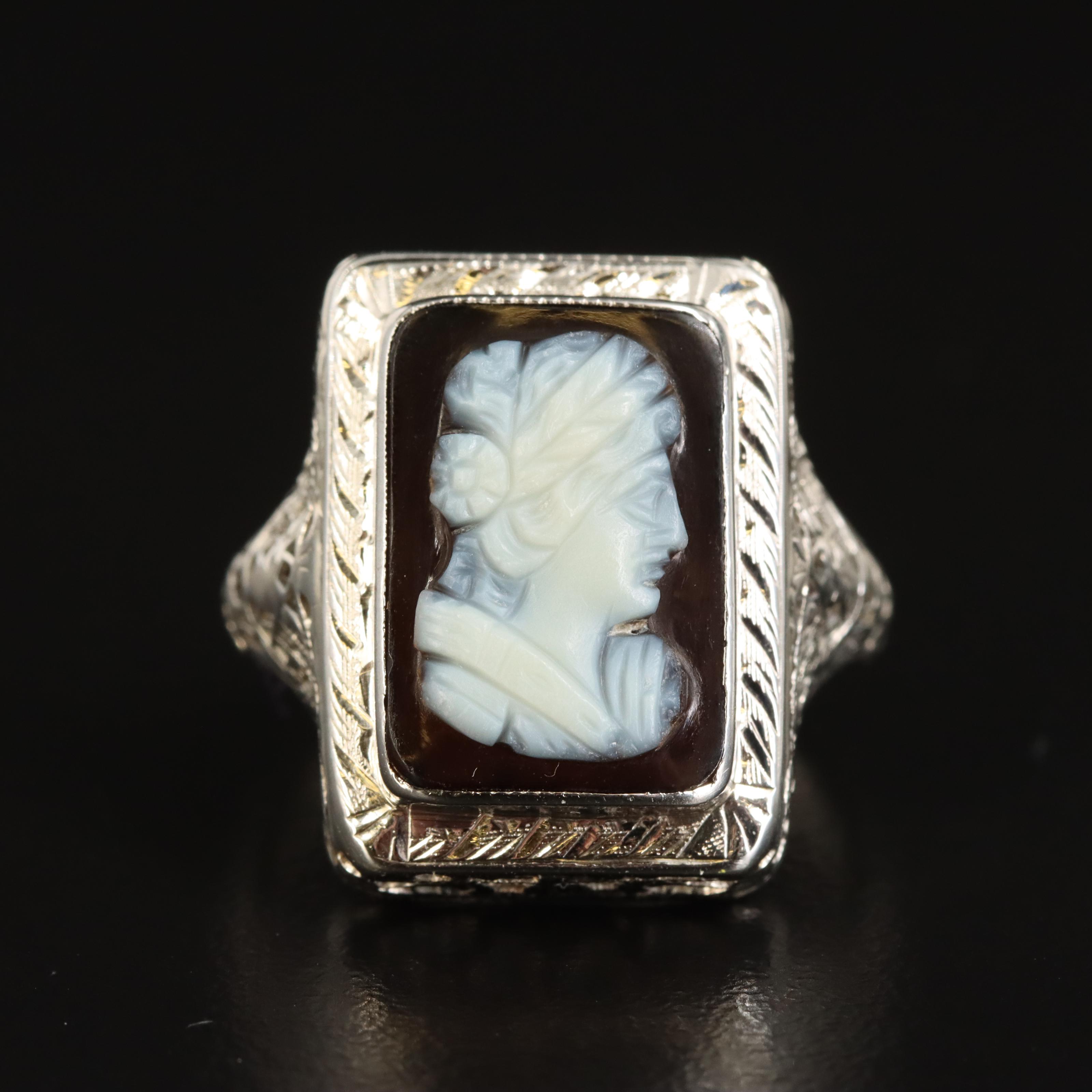 18K Sardonyx Cameo Ring