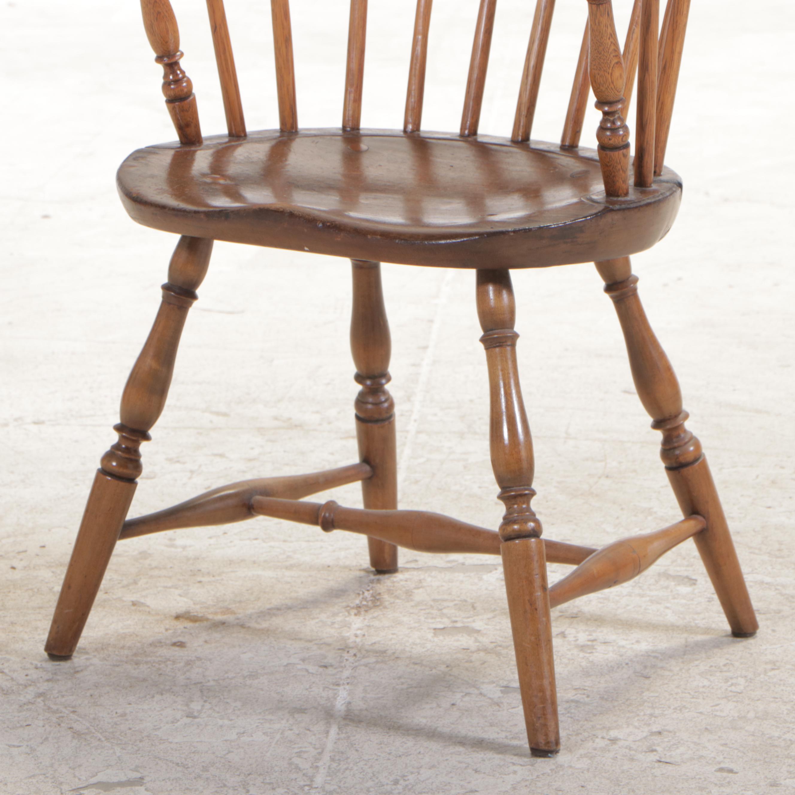 American Oak, Poplar, and Maple Sack-Back Windsor Armchair, circa 1800