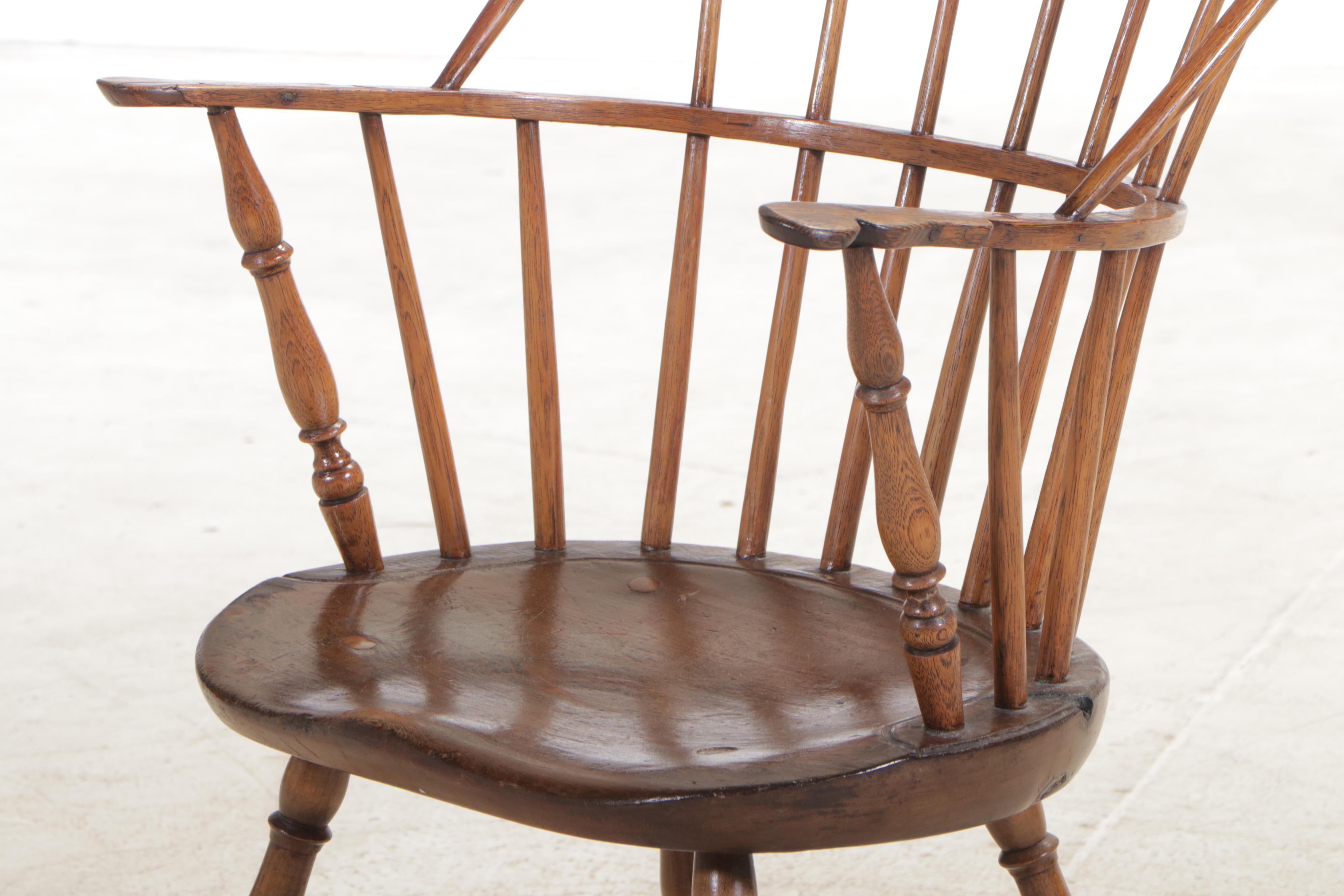 American Oak, Poplar, and Maple Sack-Back Windsor Armchair, circa 1800