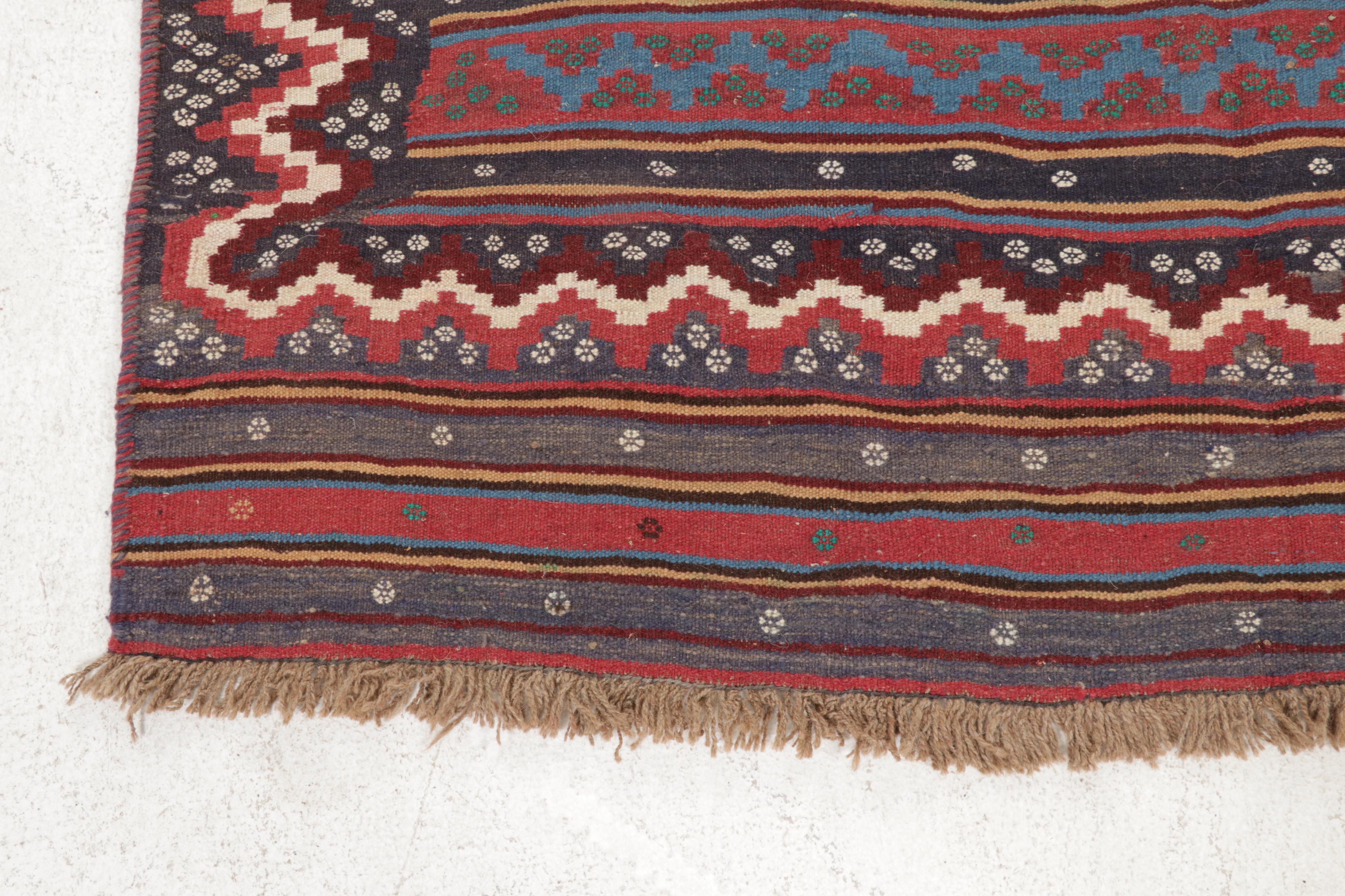 5'3 x 7'3 Handwoven Persian Qashqai Kilim Area Rug