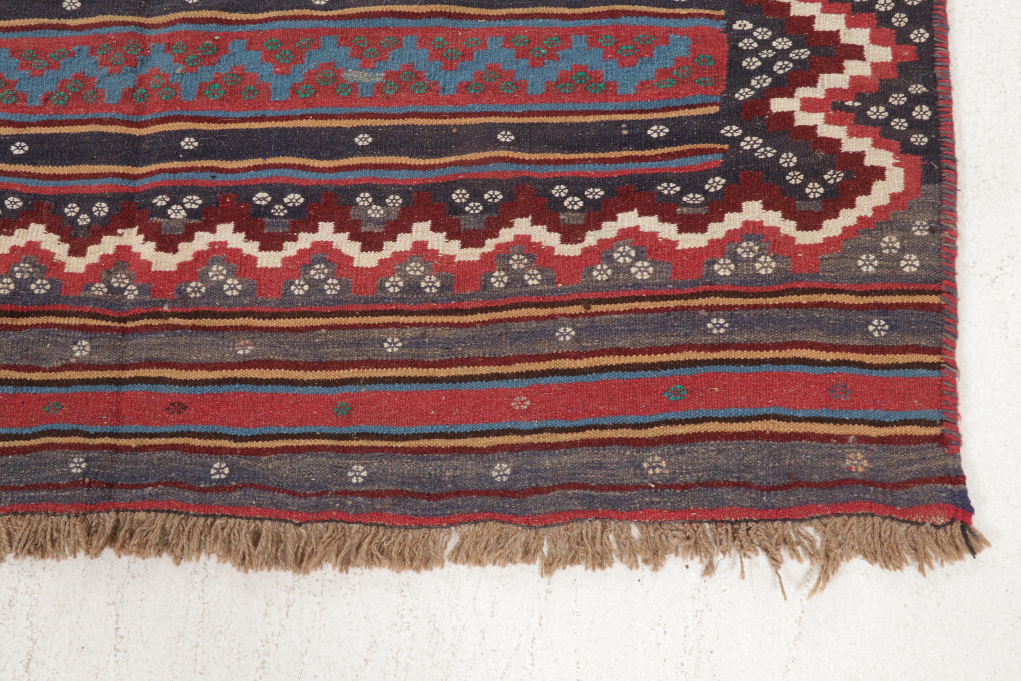 5'3 x 7'3 Handwoven Persian Qashqai Kilim Area Rug