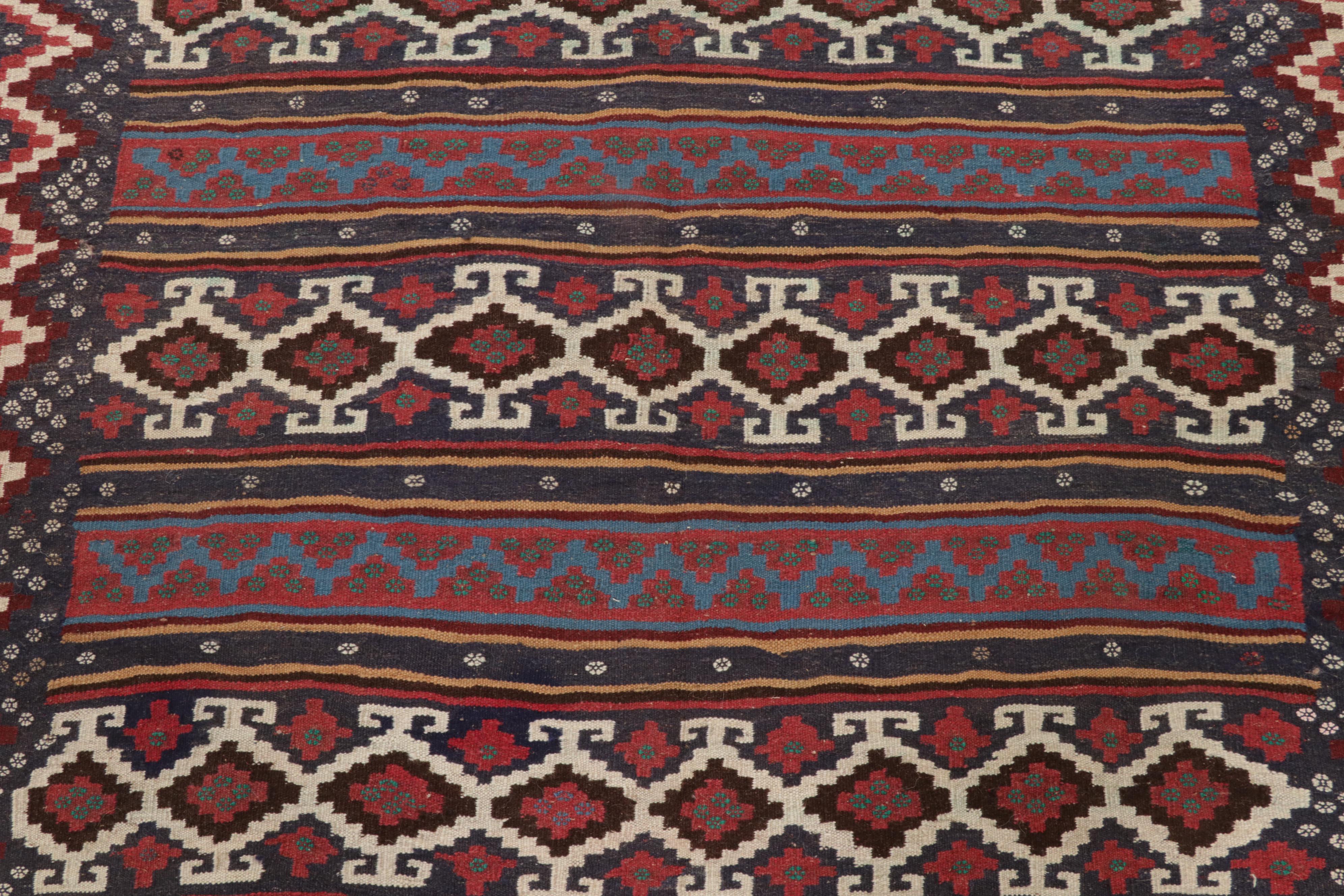 5'3 x 7'3 Handwoven Persian Qashqai Kilim Area Rug