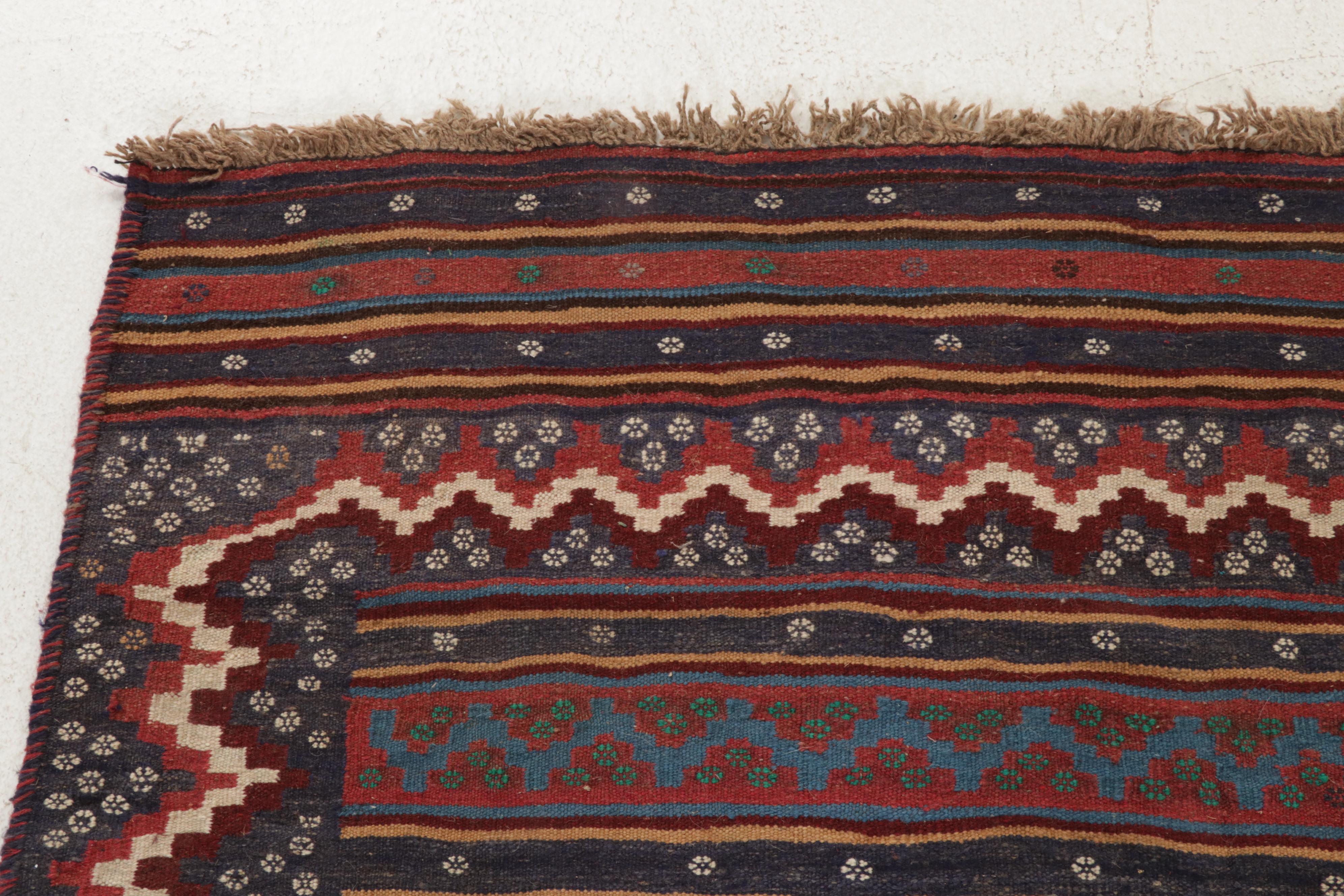 5'3 x 7'3 Handwoven Persian Qashqai Kilim Area Rug