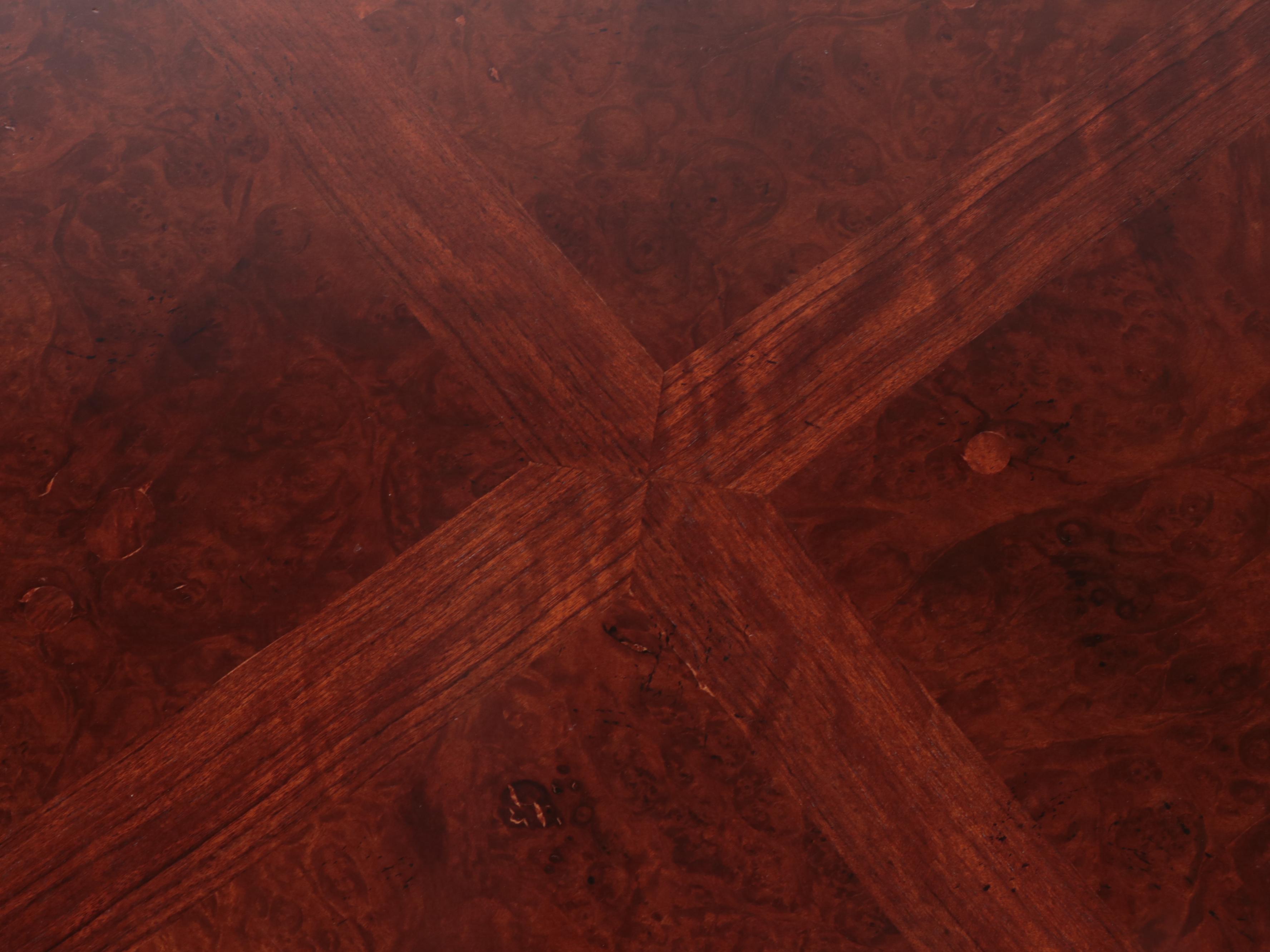 Classical Style Mahogany-Stained and Burlwood-Veneered Extending Dining Table