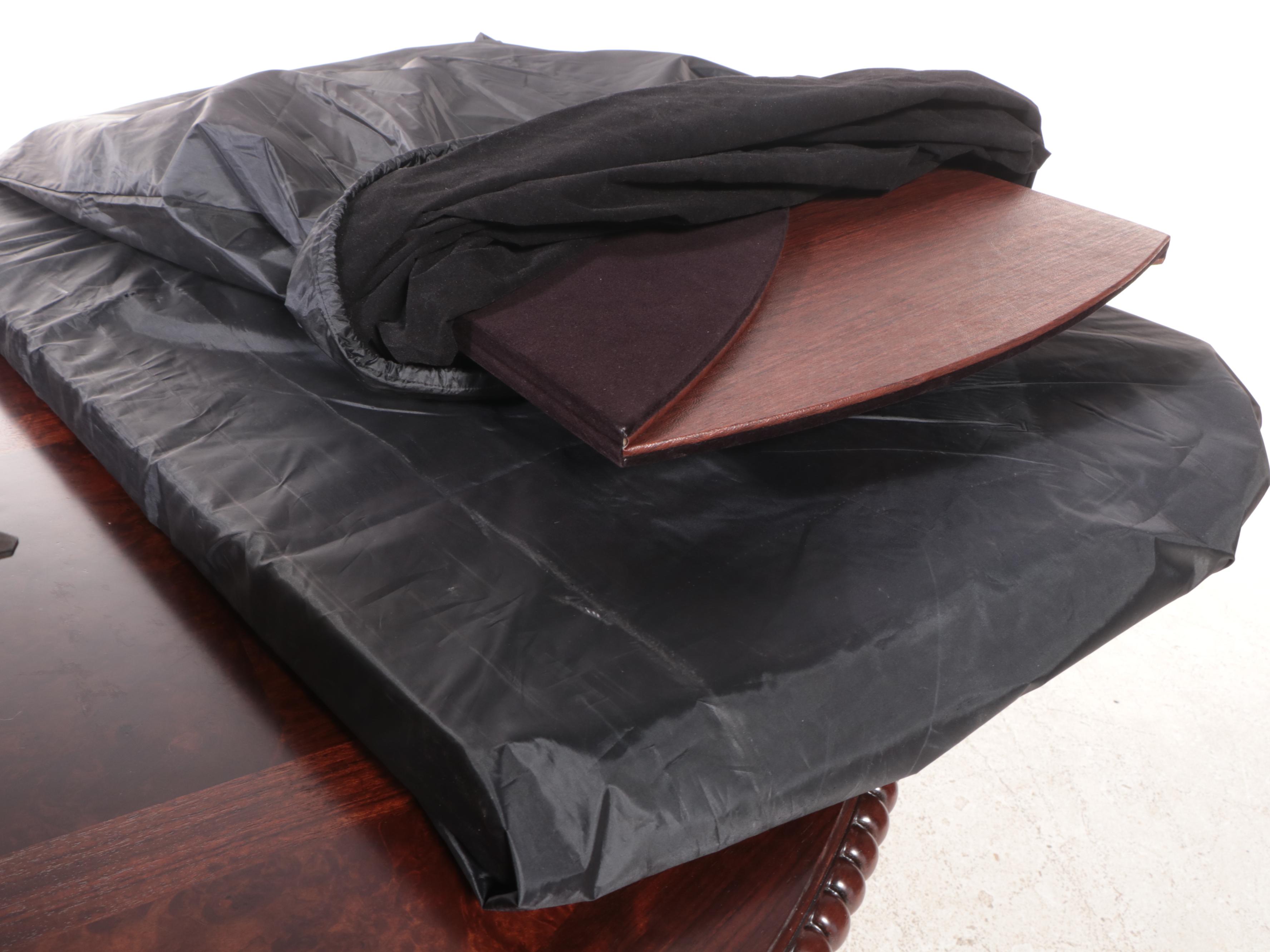 Classical Style Mahogany-Stained and Burlwood-Veneered Extending Dining Table