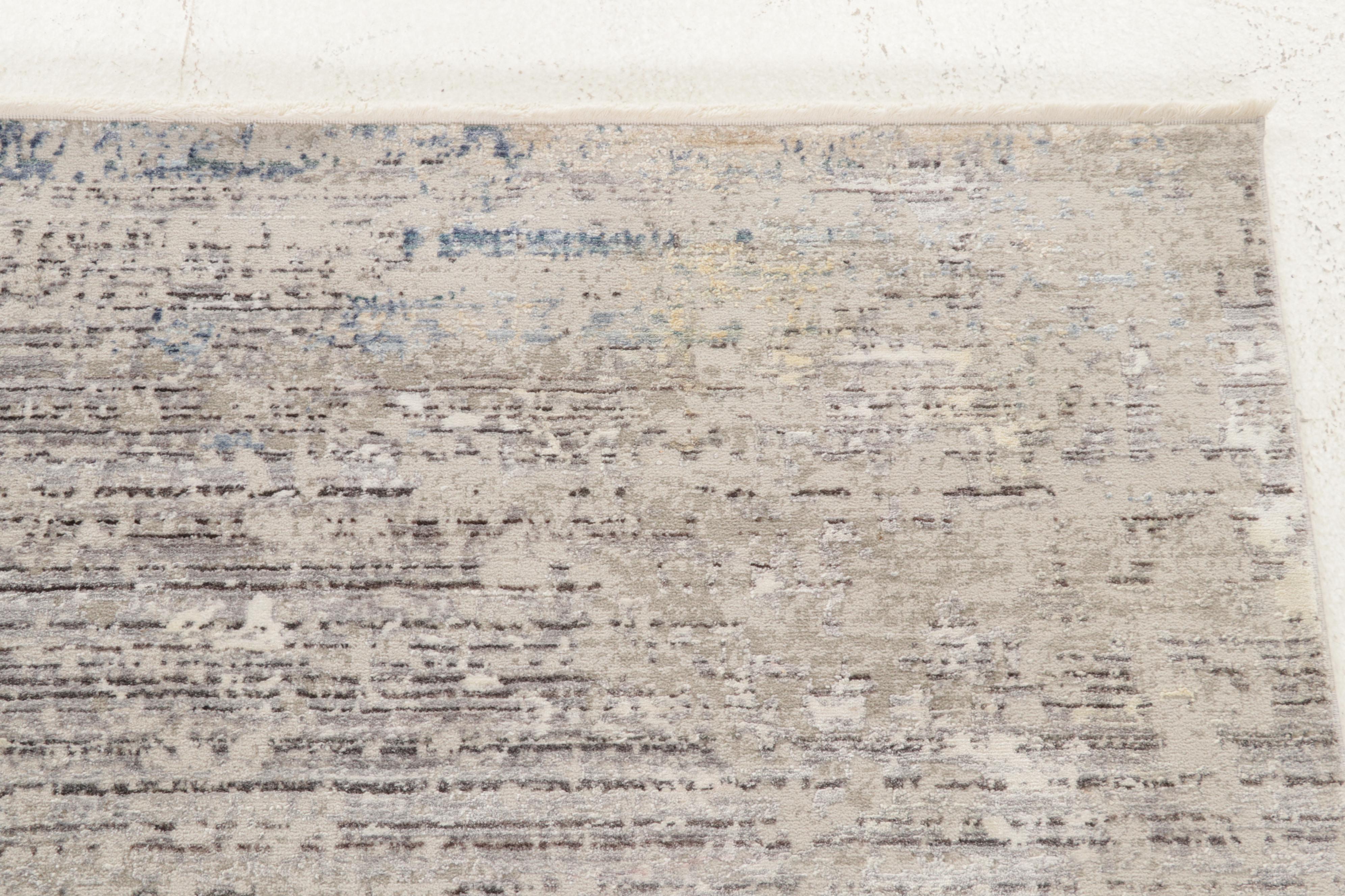 4'11 x 7'9 Machine Made Safavieh "Dream" Area Rug