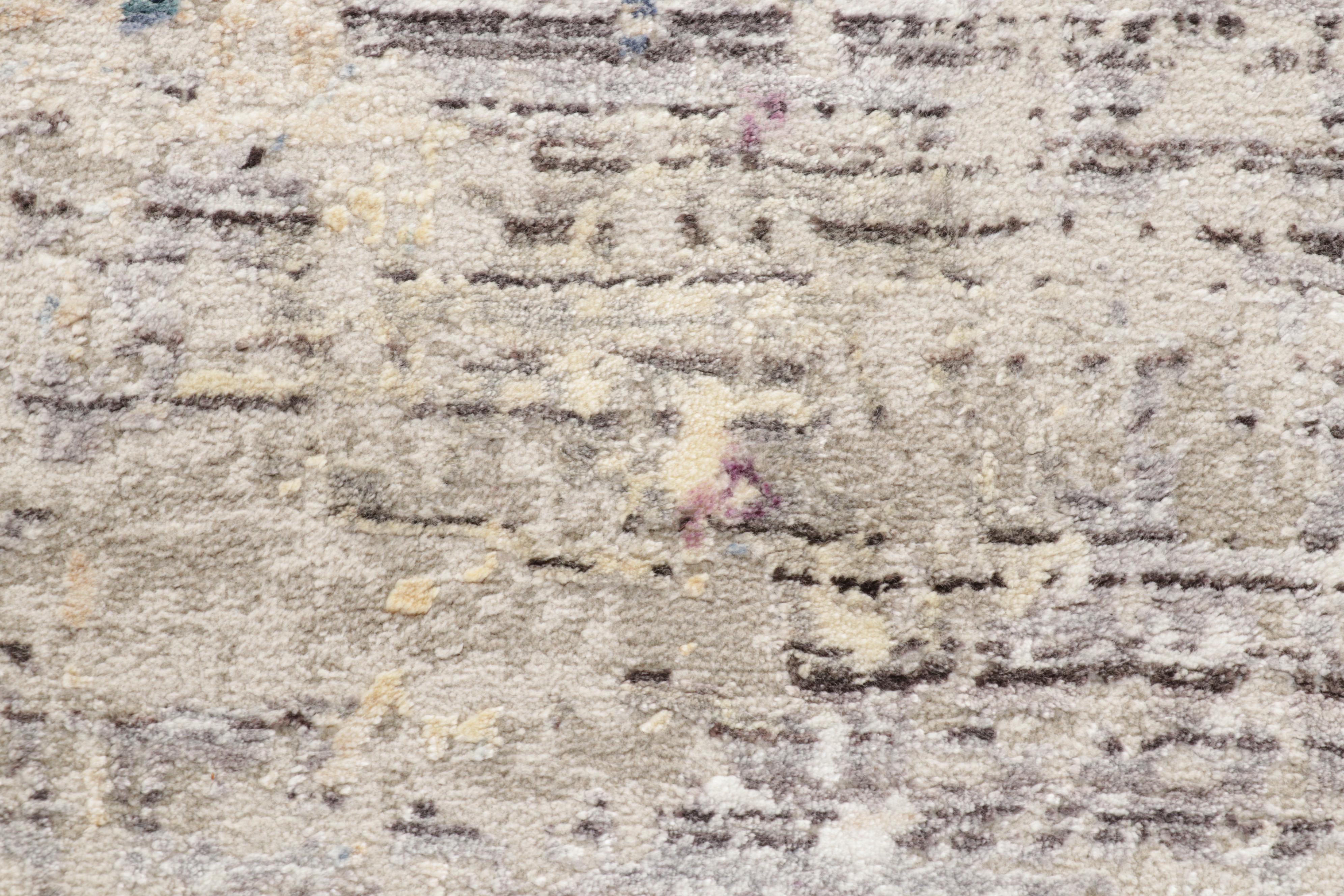 4'11 x 7'9 Machine Made Safavieh "Dream" Area Rug