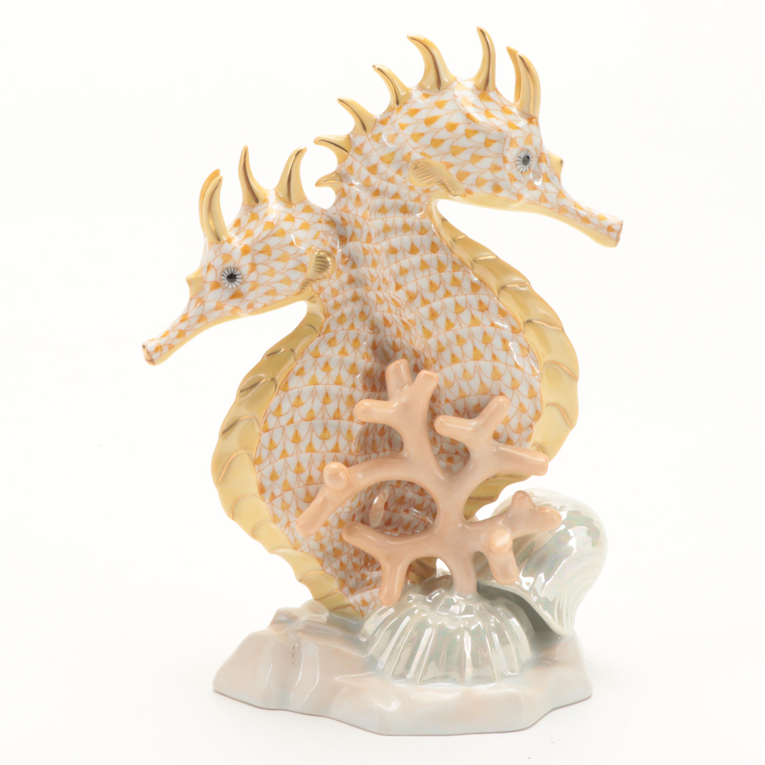 Herend Butterscotch Fishnet with Gold "Pair of Seahorses" Porcelain Figurine