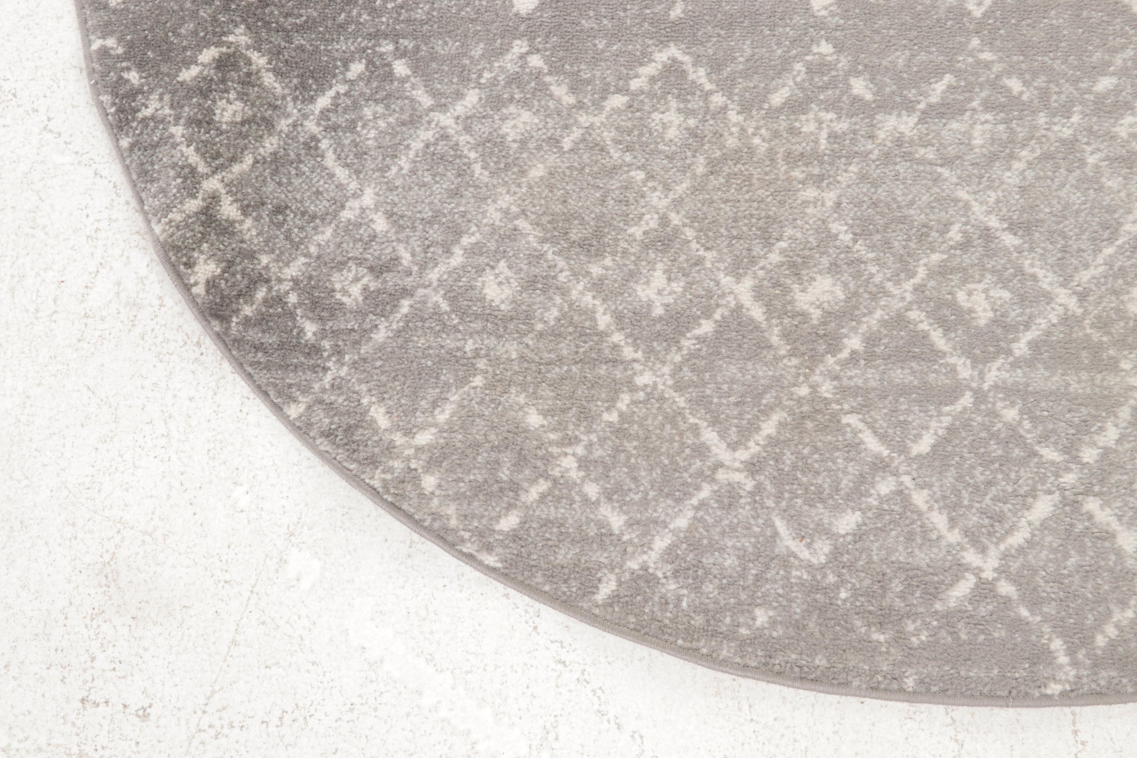 5' x 7'4 Oval Machine Made nuLOOM "Bodrum" Area Rug