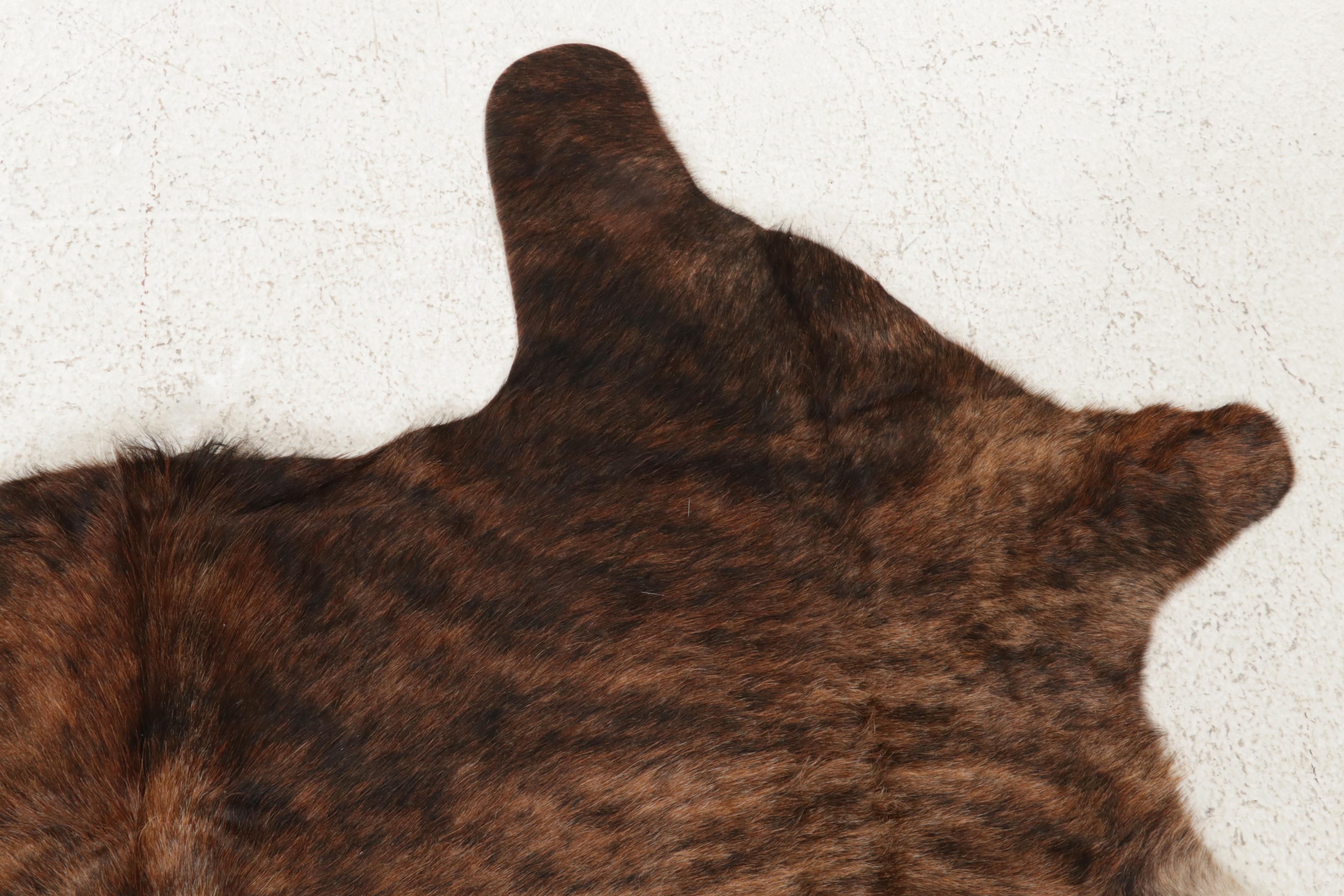 5'6 x 5'6 Natural Cowhide Area Rug