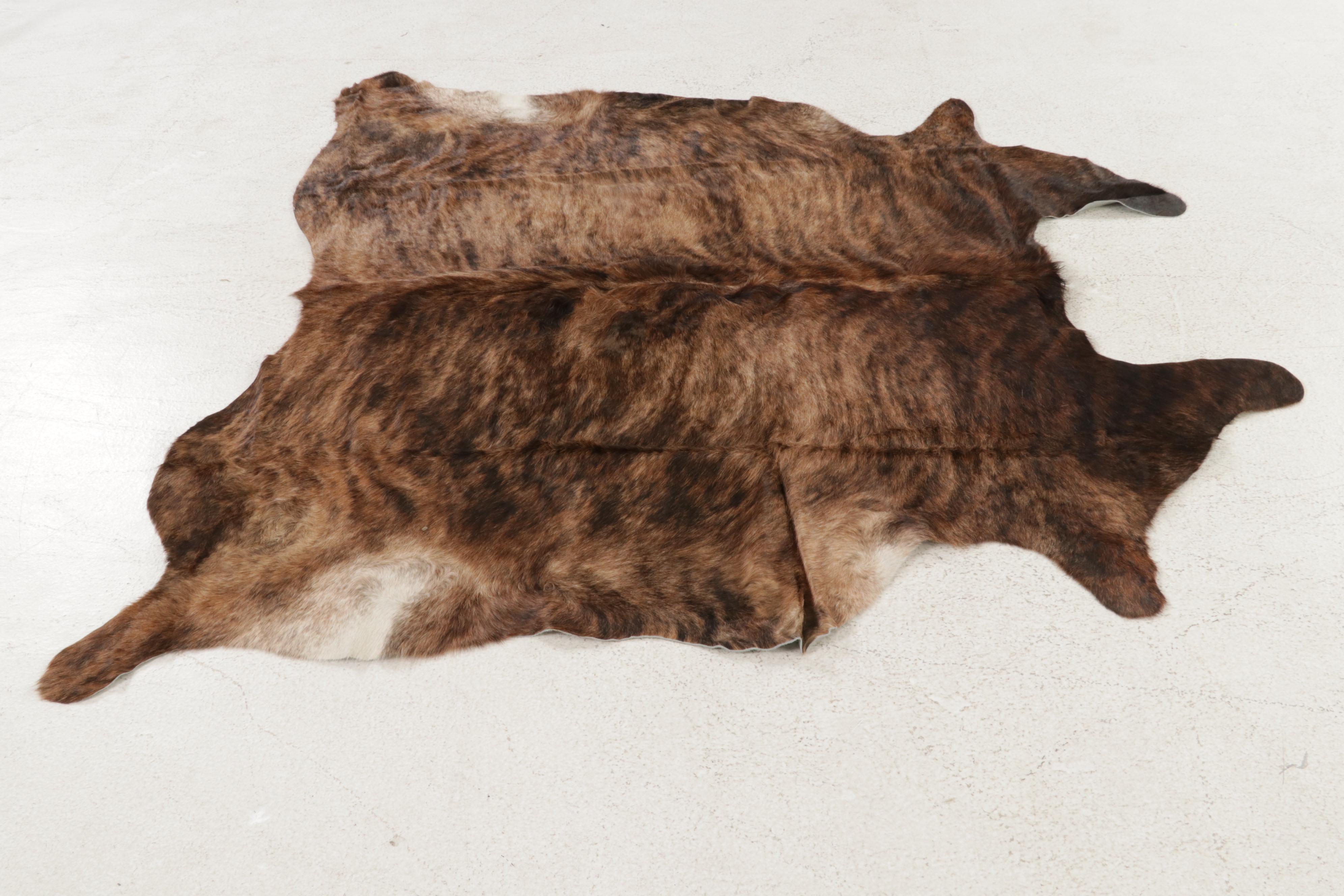 5'6 x 5'6 Natural Cowhide Area Rug