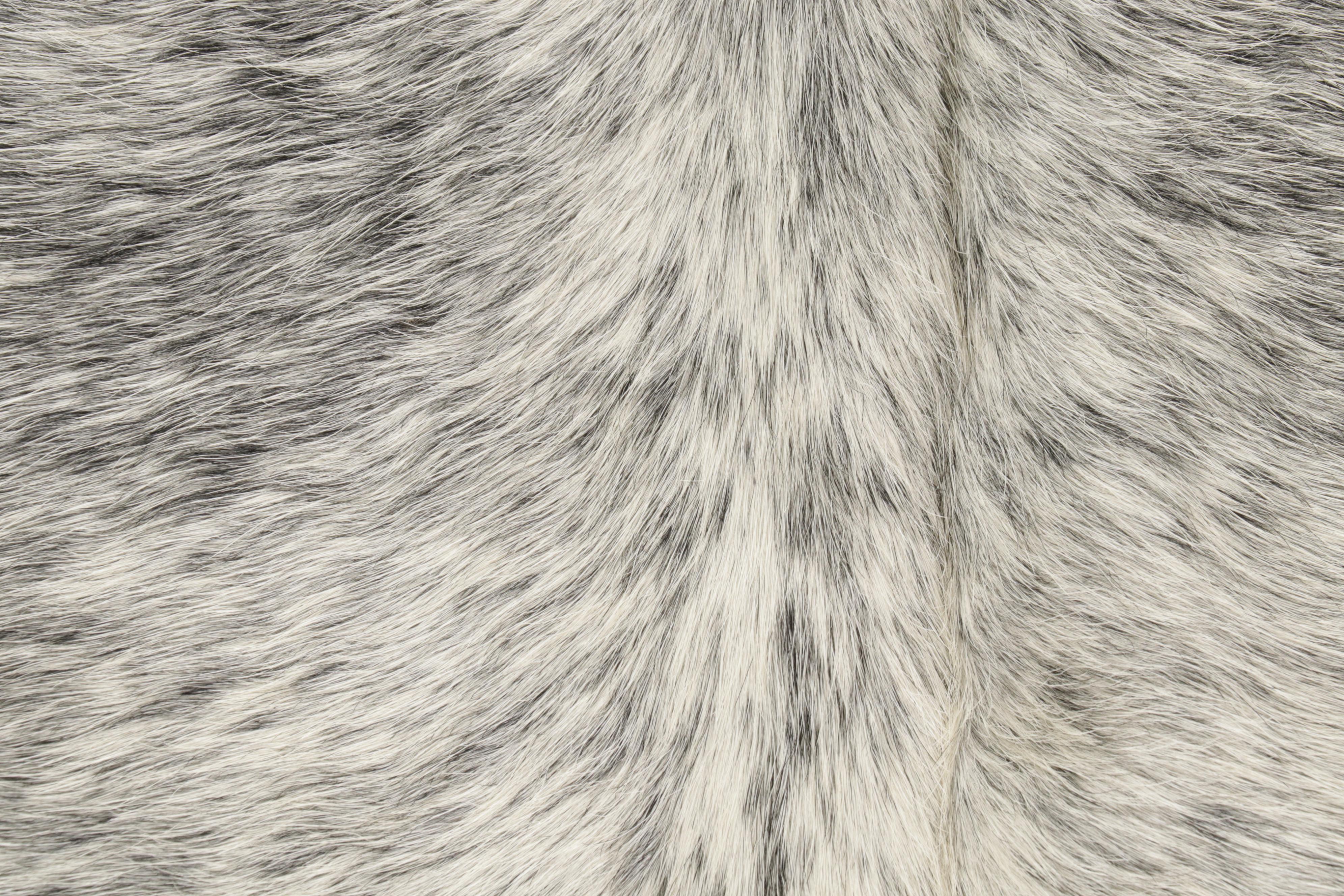 5'10 x 5'6 Natural Cowhide Area Rug