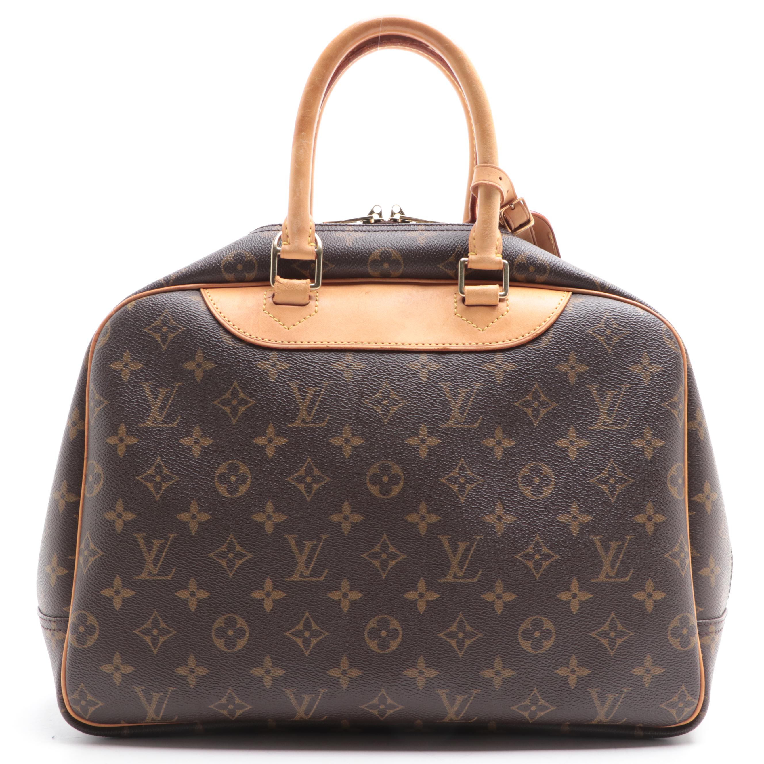 Louis Vuitton Deauville Travel Bag in Monogram Canvas and Vachetta Leather