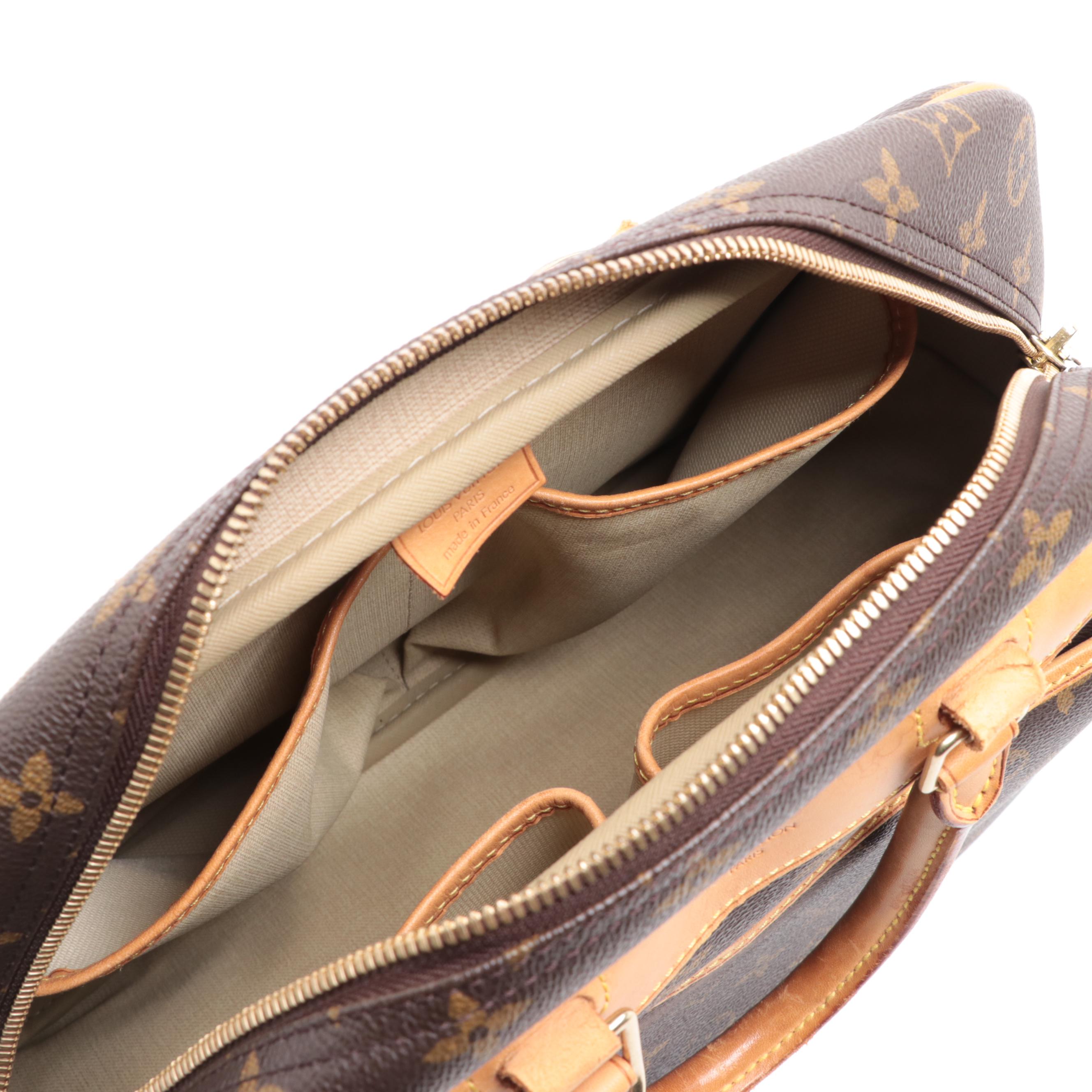 Louis Vuitton Deauville Travel Bag in Monogram Canvas and Vachetta Leather