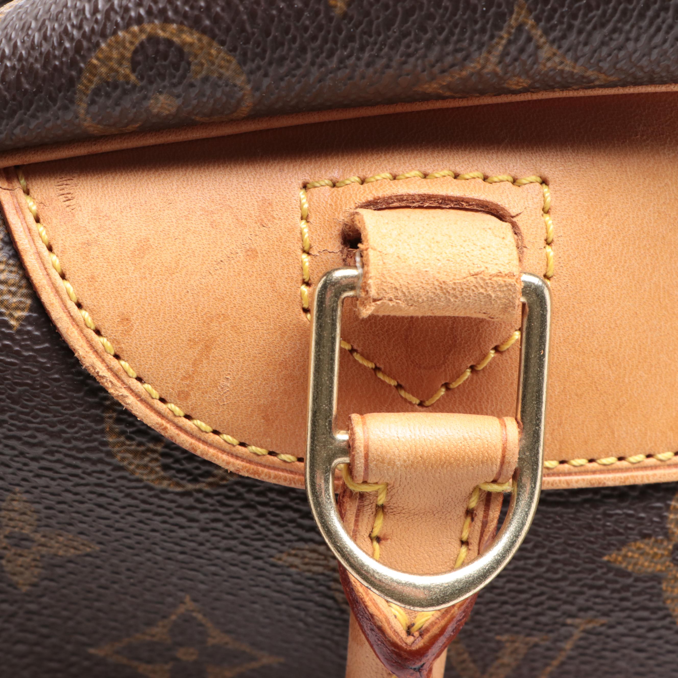 Louis Vuitton Deauville Travel Bag in Monogram Canvas and Vachetta Leather