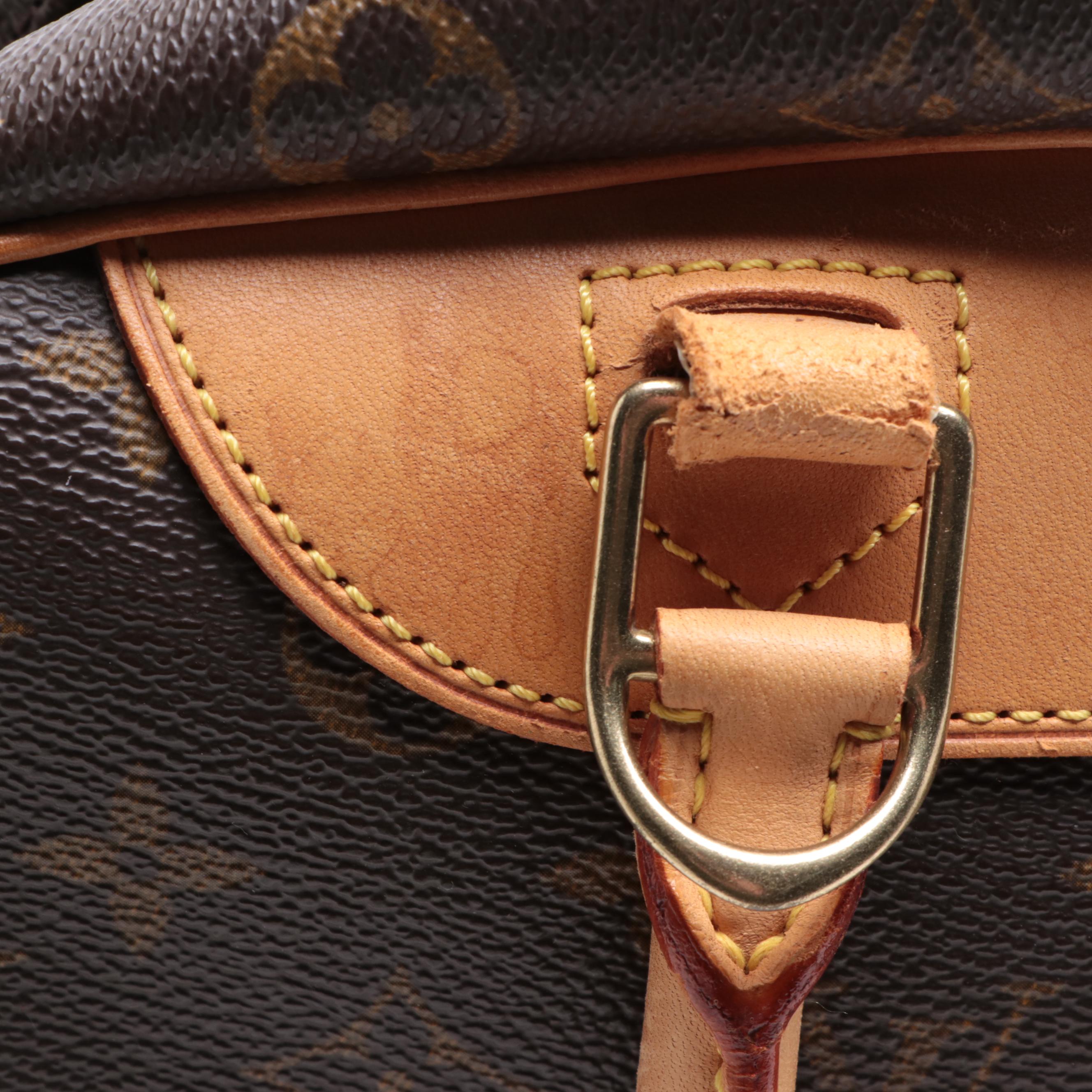 Louis Vuitton Deauville Travel Bag in Monogram Canvas and Vachetta Leather