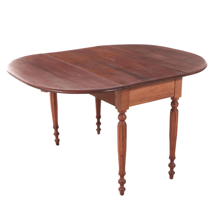 Late Victorian Walnut Drop Leaf Table, Early 20th Century