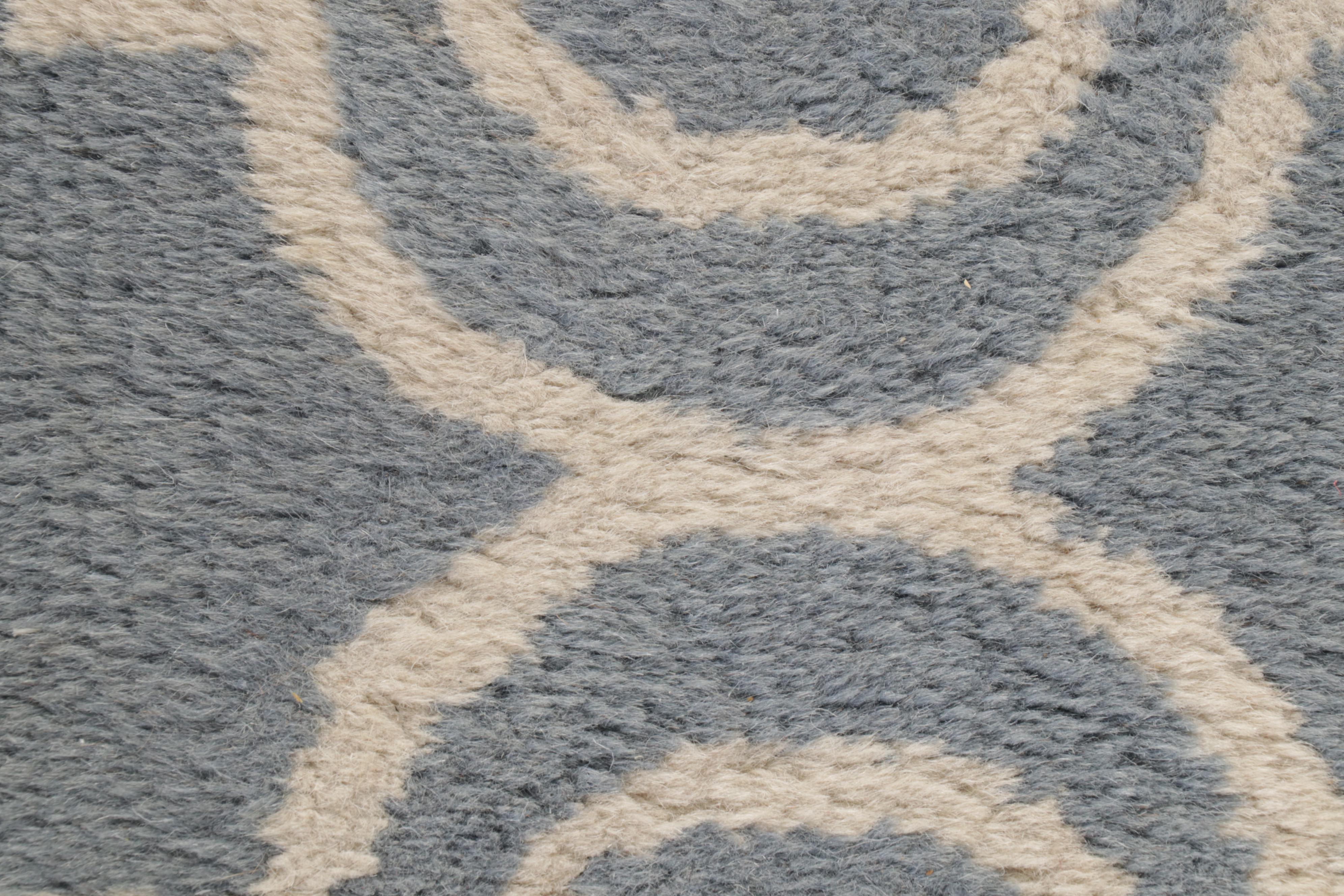 2'6 x 8'11 Hand-Tufted Pottery Barn "Scroll Tile" Carpet Runners