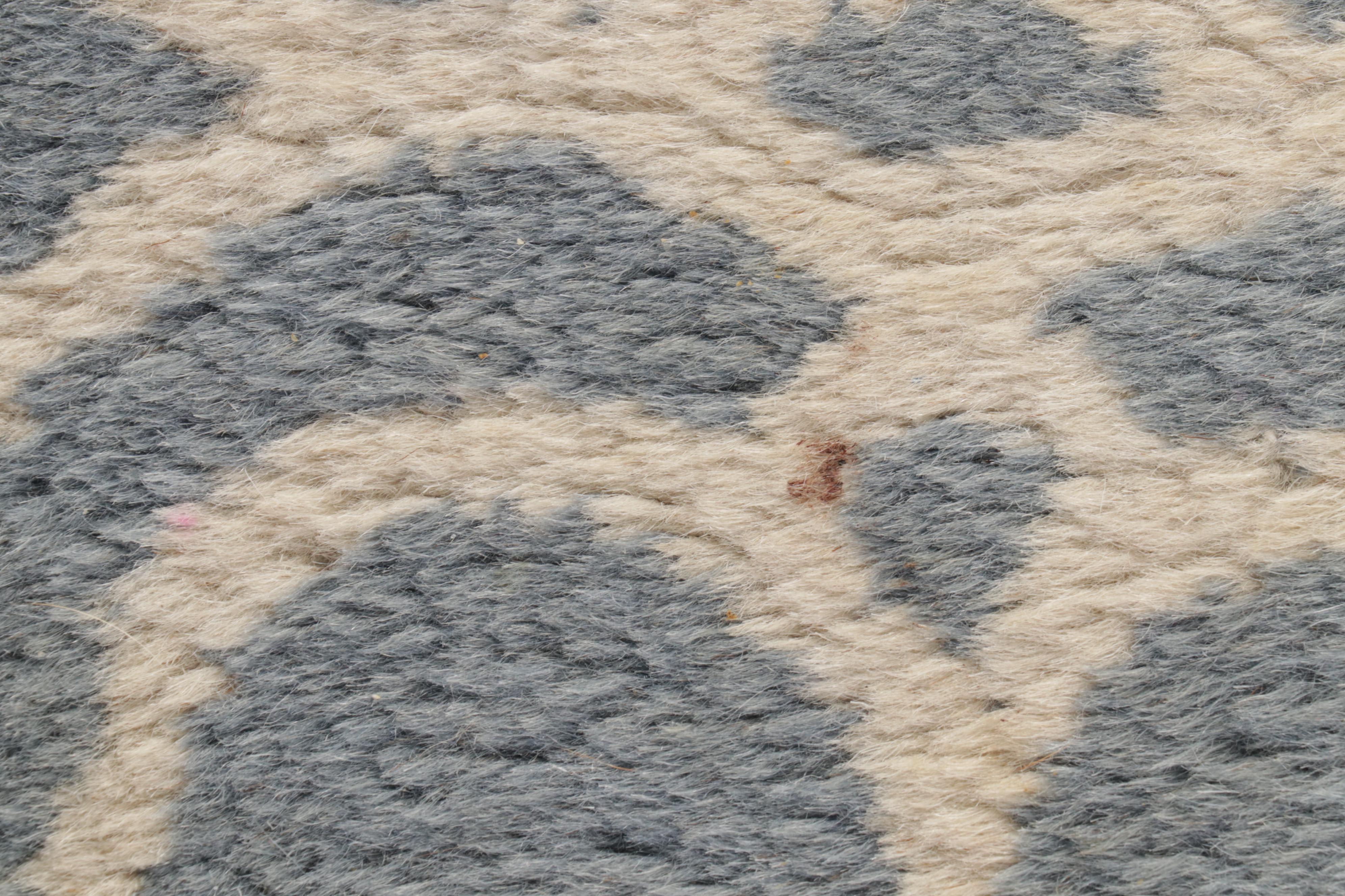 2'6 x 8'11 Hand-Tufted Pottery Barn "Scroll Tile" Carpet Runners