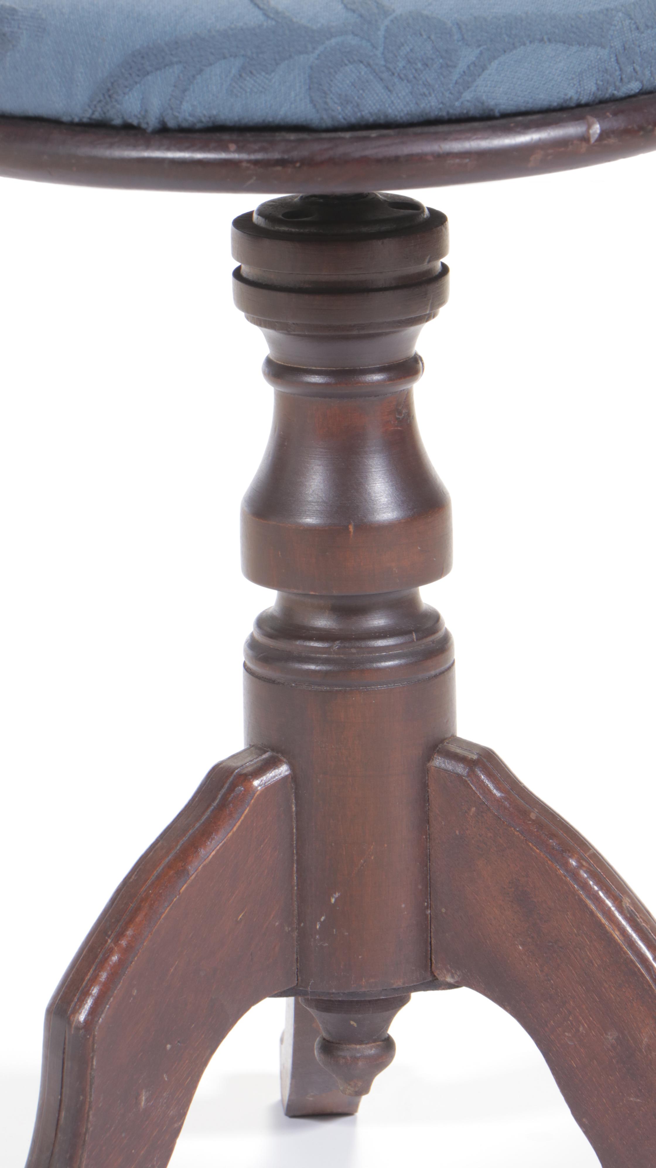 Victorian Walnut Revolving Piano Stool, Late 19th Century