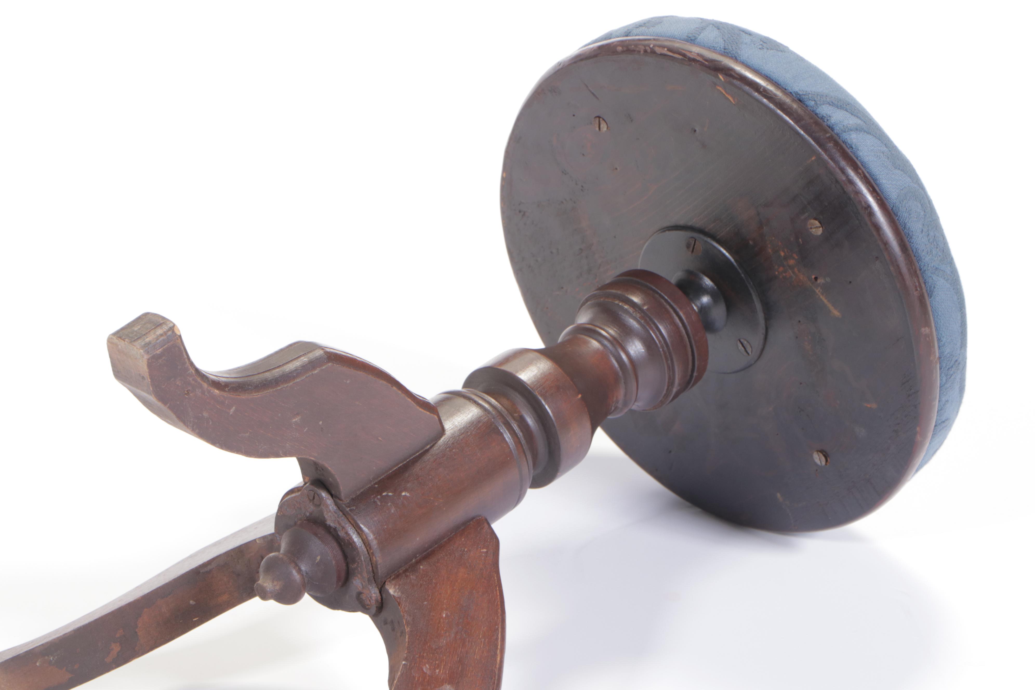 Victorian Walnut Revolving Piano Stool, Late 19th Century
