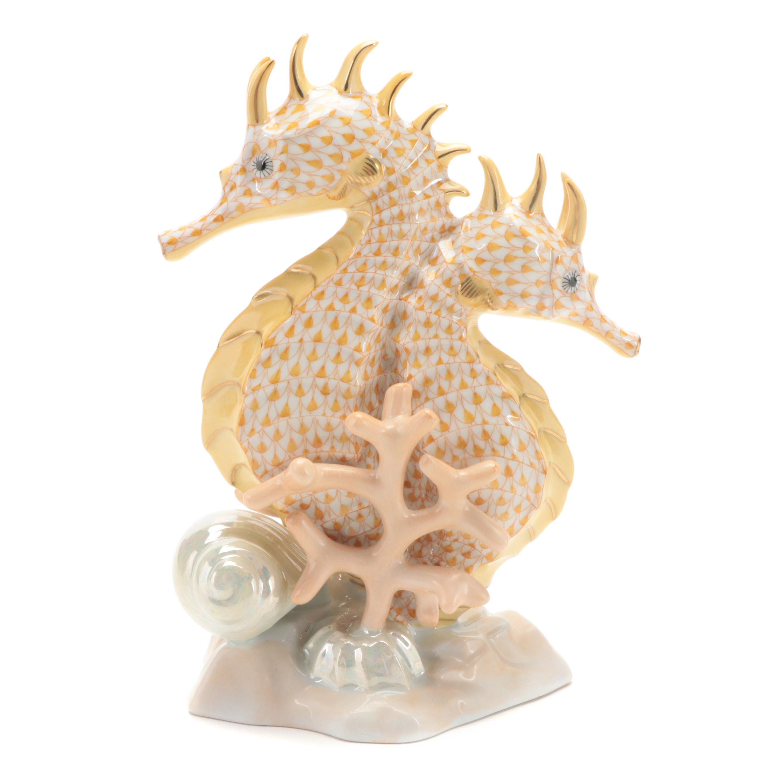 Herend Butterscotch Fishnet with Gold "Pair of Seahorses" Porcelain Figurine