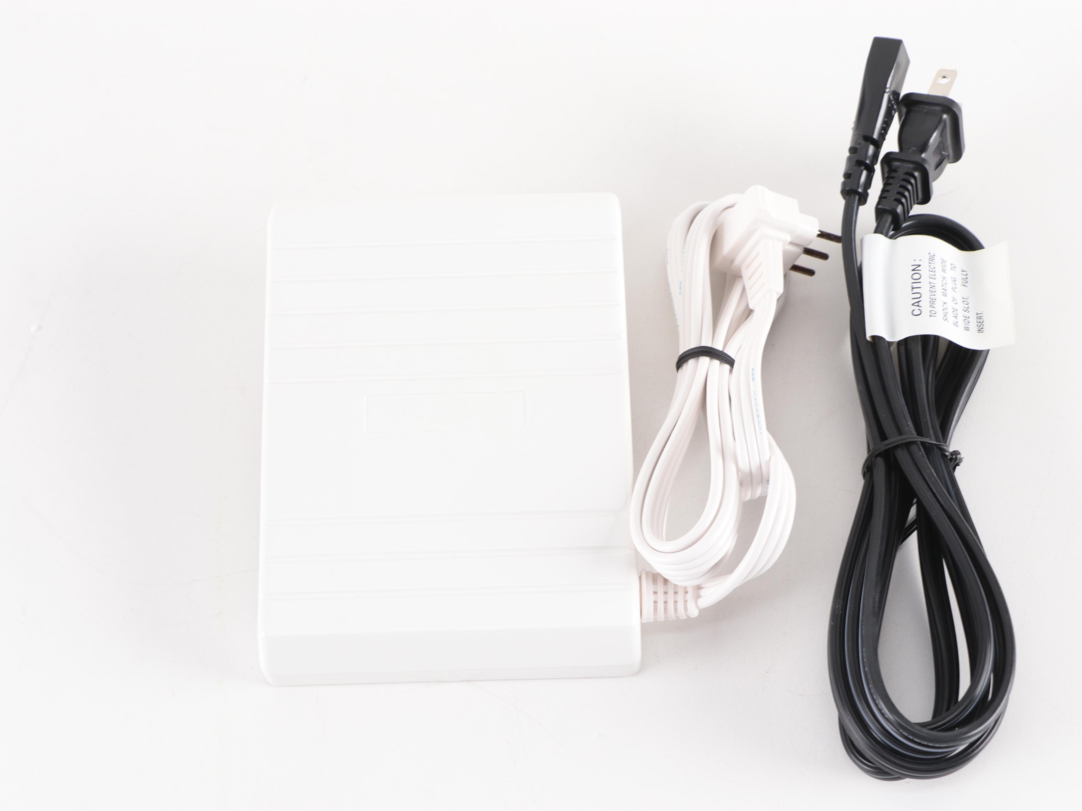 Janome Sewist 625E Electric Sewing Machine with Case and Accessories