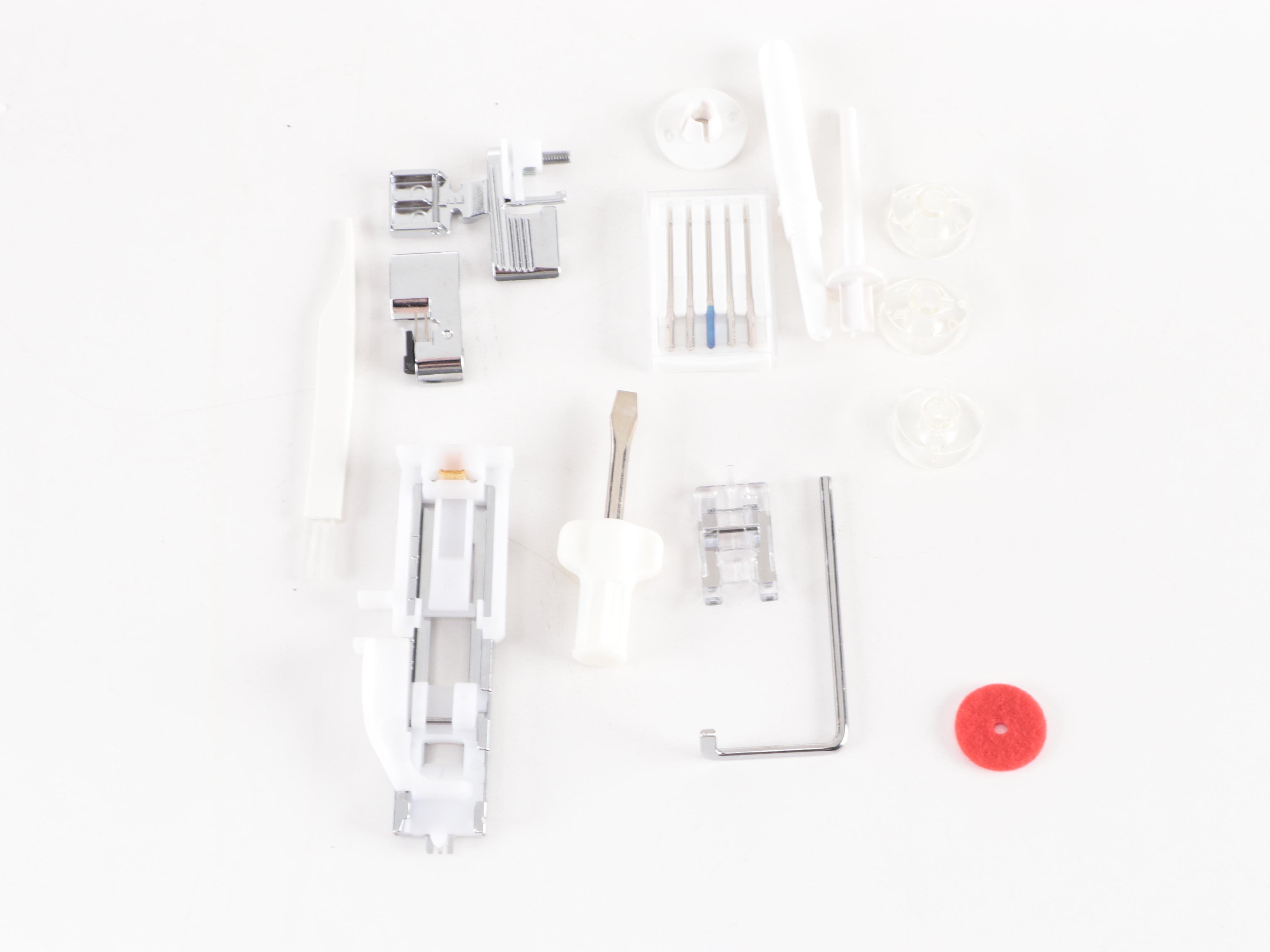 Janome Sewist 625E Electric Sewing Machine with Case and Accessories